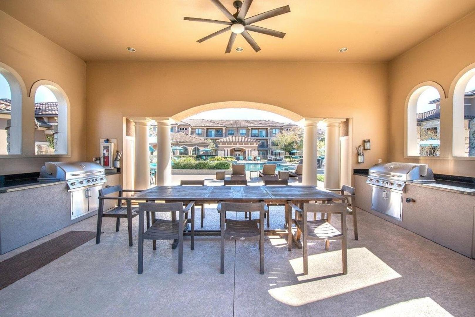 Landing Stylish 1BD Gym