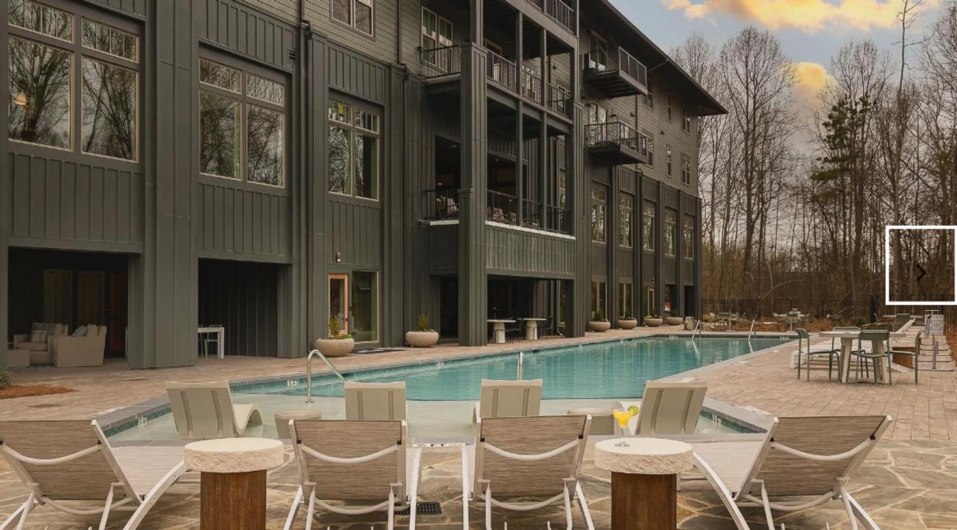 Landing Stylish 1BD Clubhouse Pool