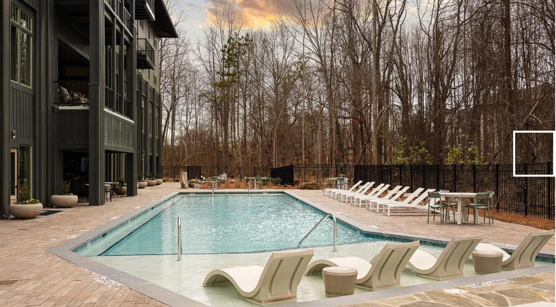 Landing Stylish 1BD Clubhouse Pool