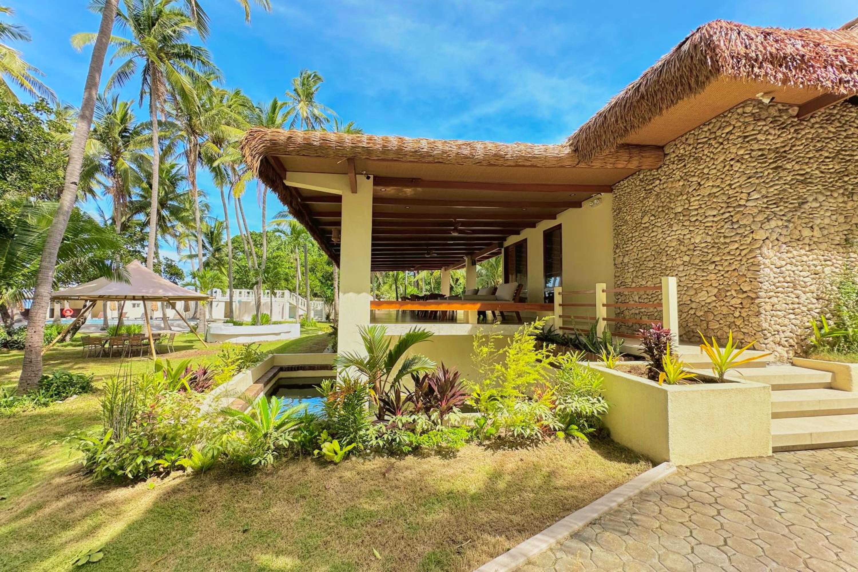Mandala Beach Resorts powered by Cocotel