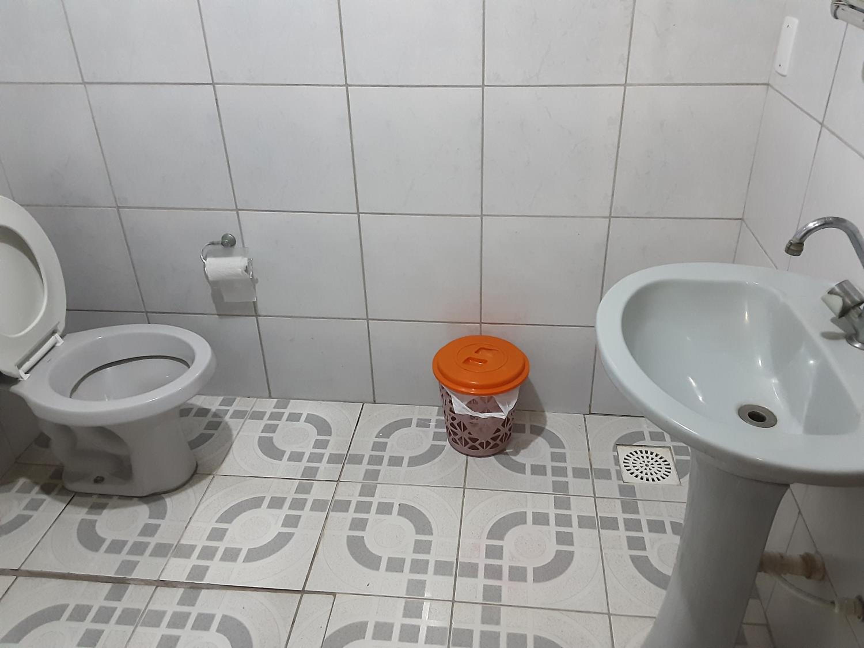 Apartamento Térreo - Setiba - Guarapari