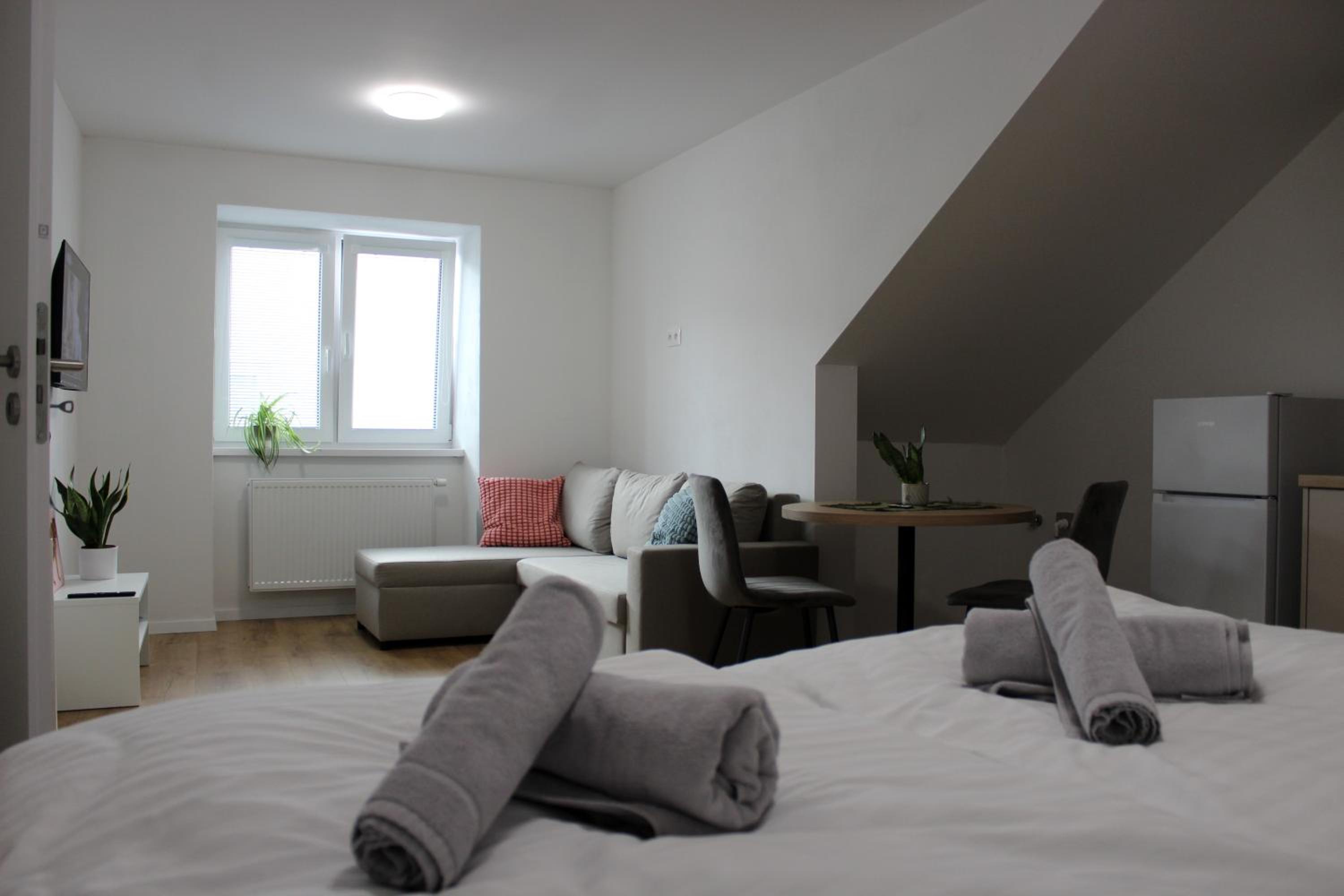 KAVE Obchodná Apartments