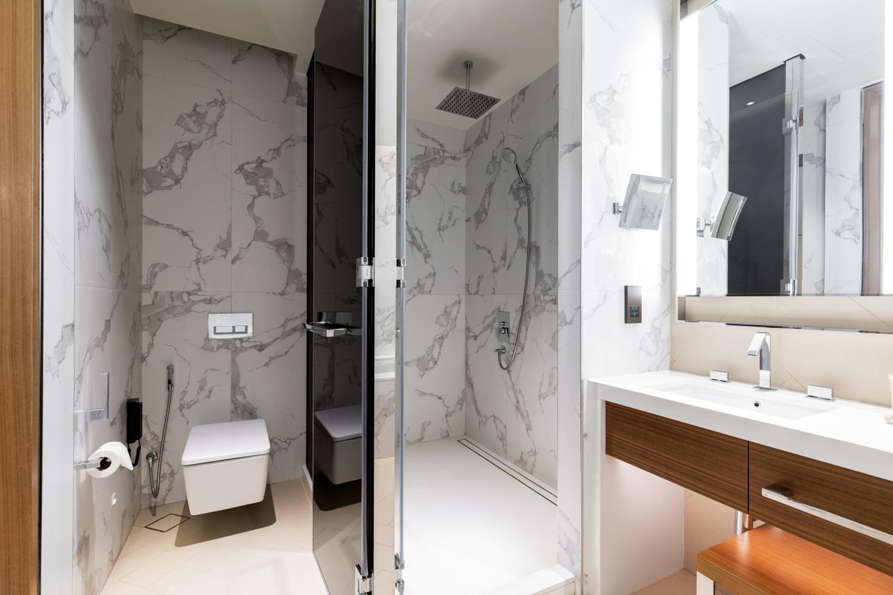 Maison Privee - Fabulous Apt with Sensational Burj Khalifa Views