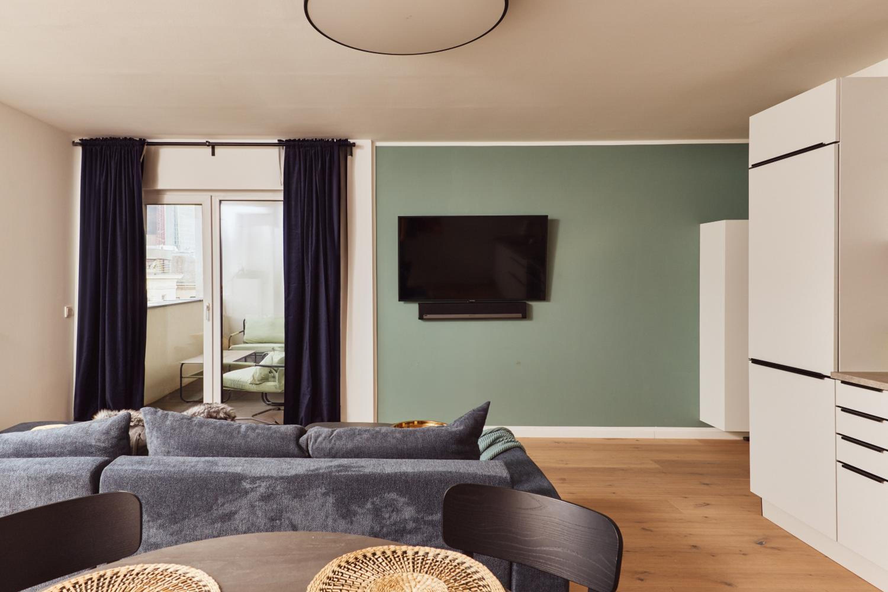 Premium Apartment near TrippleTower close to Central Wien 24h Checkin
