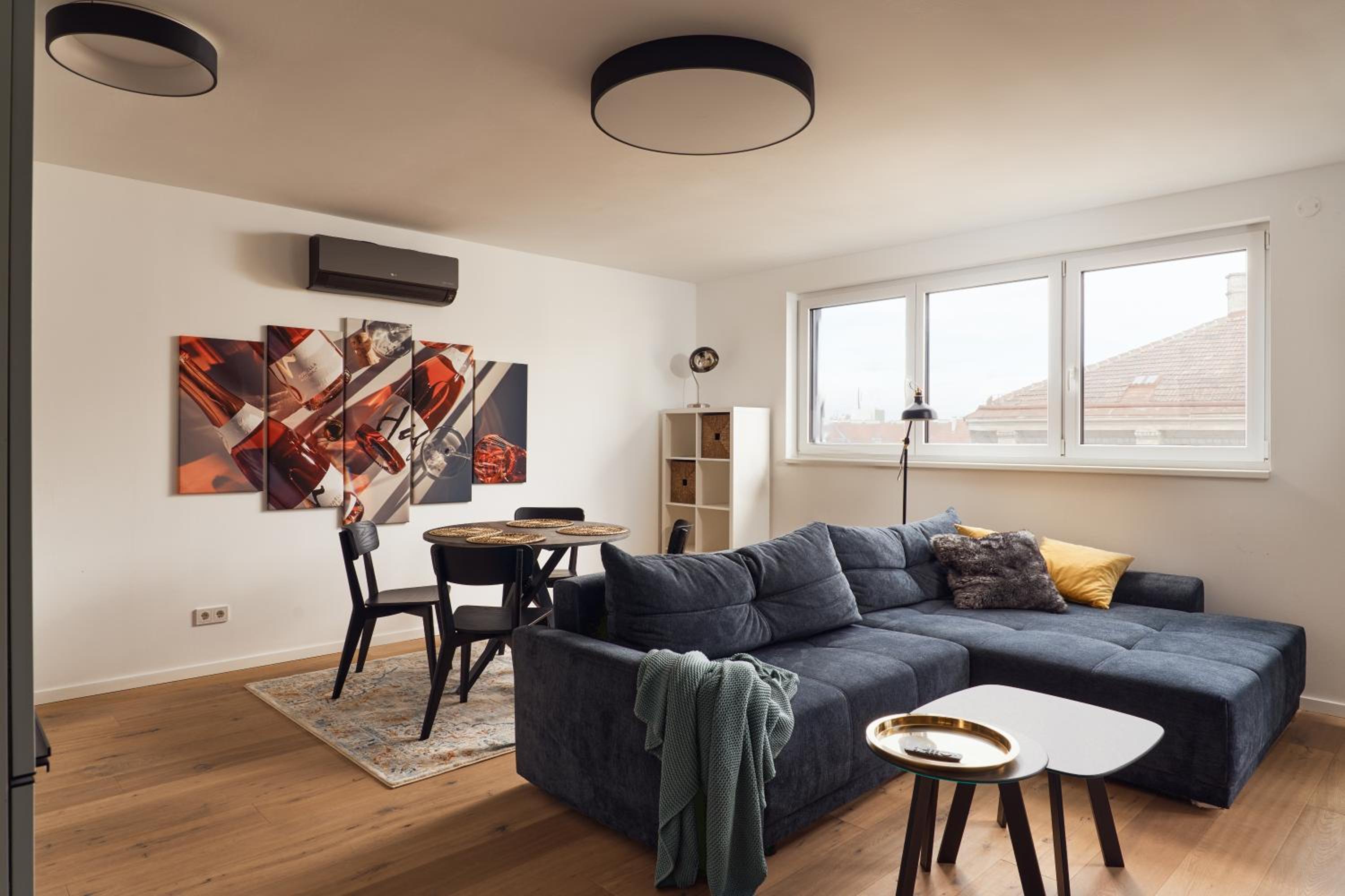 Premium Apartment near TrippleTower close to Central Wien 24h Checkin