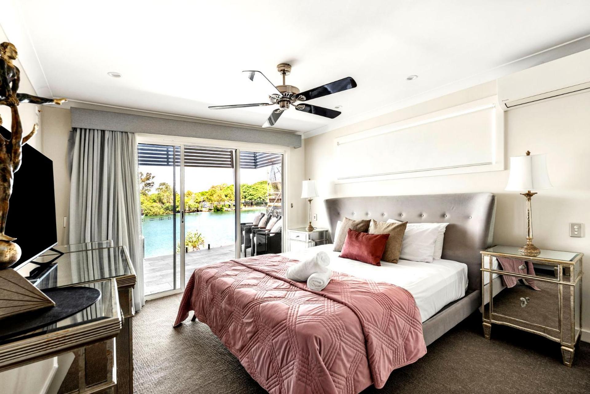Surfers Paradise Escape - Huge Heated Pool