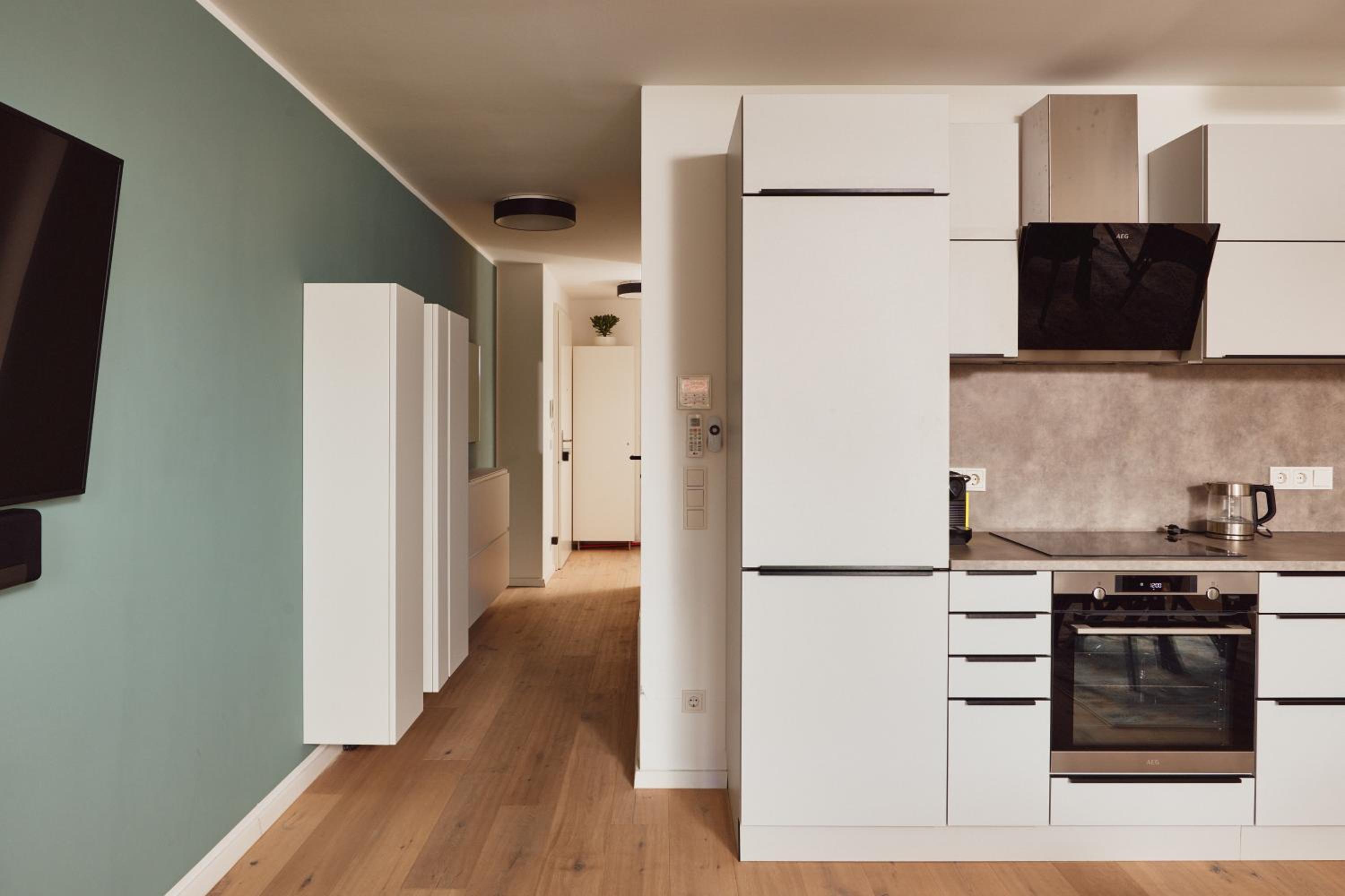 Premium Apartment near TrippleTower close to Central Wien 24h Checkin