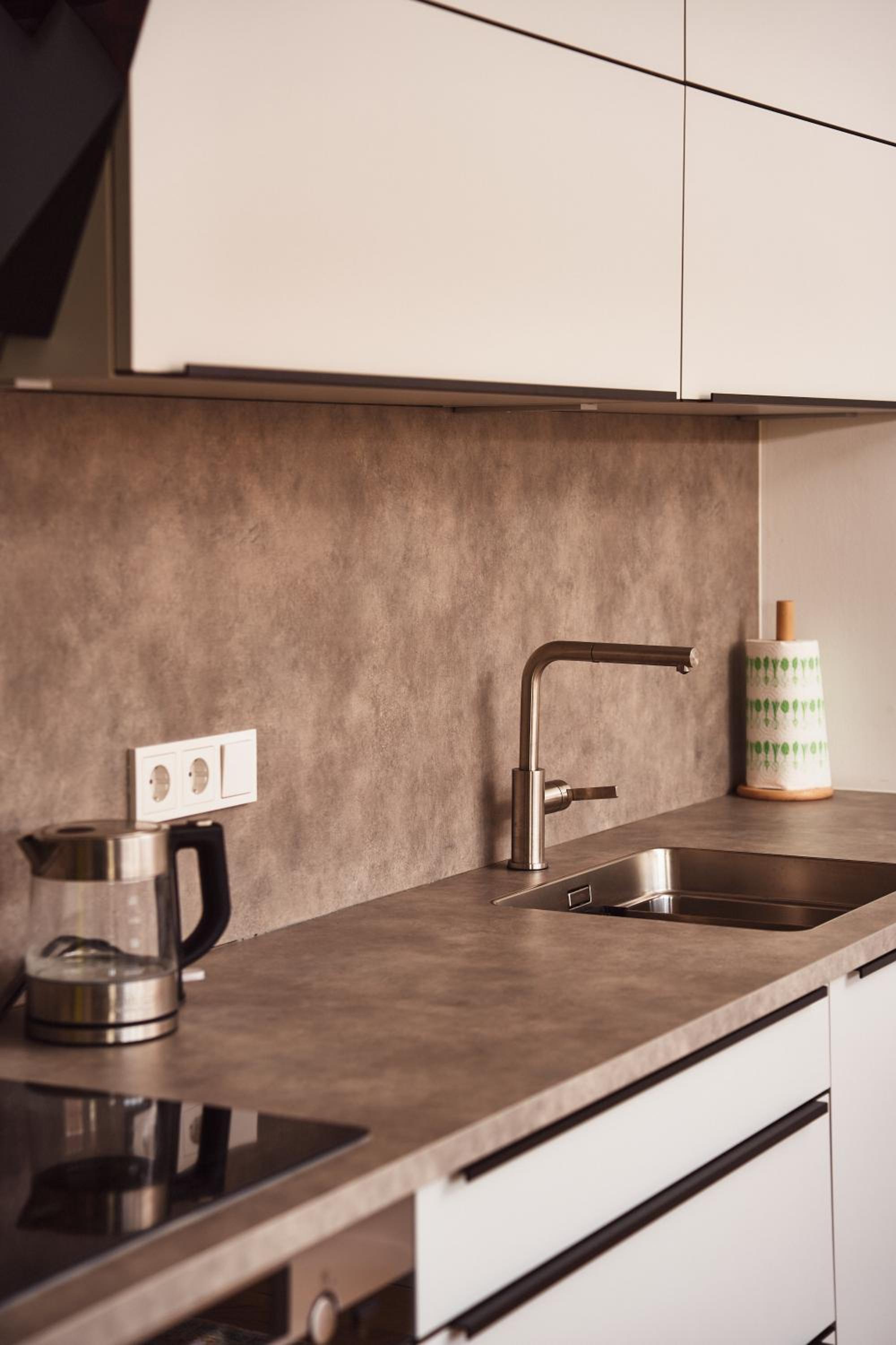 Premium Apartment near TrippleTower close to Central Wien 24h Checkin