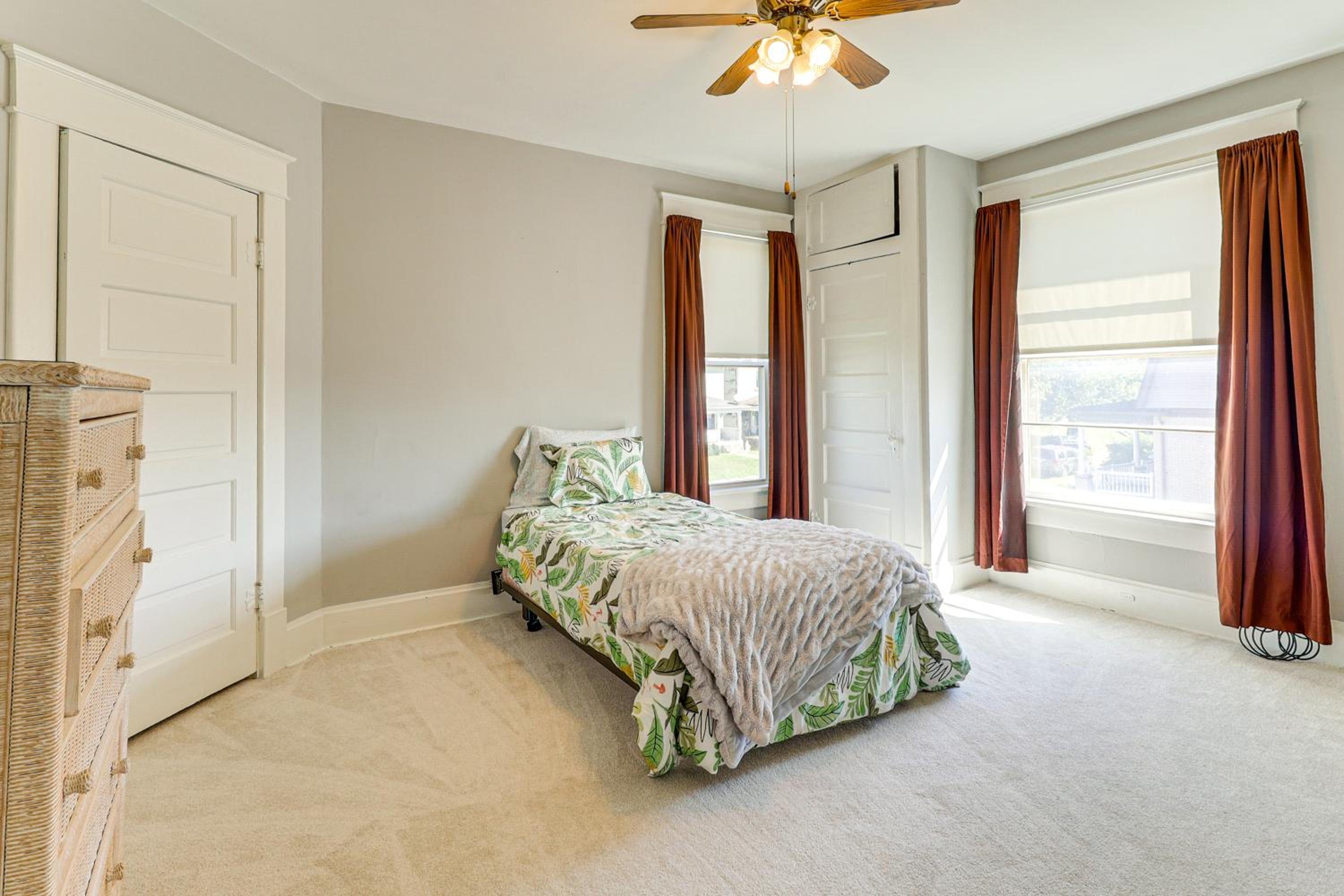 1 Mi to Dtwn and Franciscan University Home with Yard