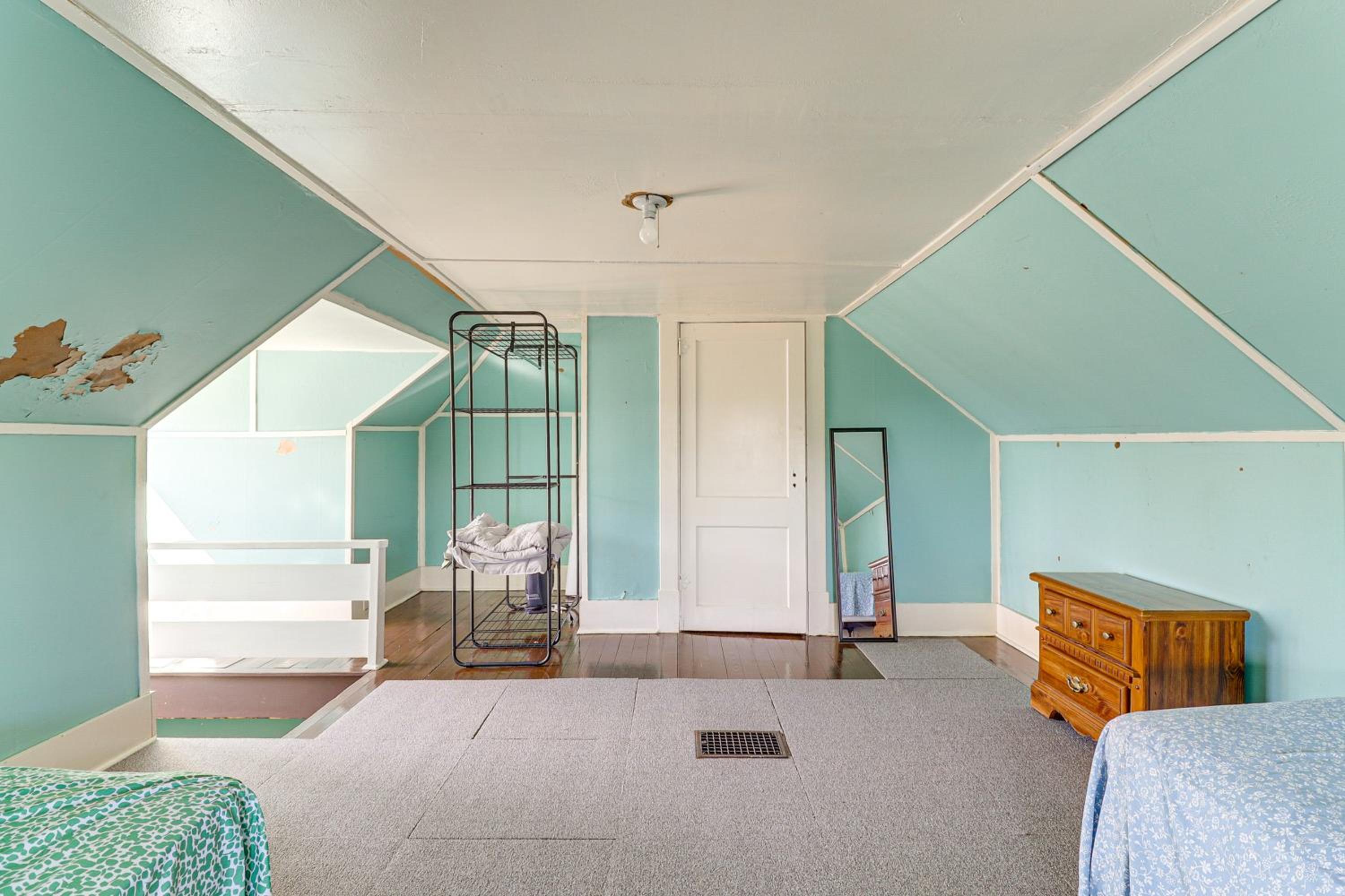 1 Mi to Dtwn and Franciscan University Home with Yard