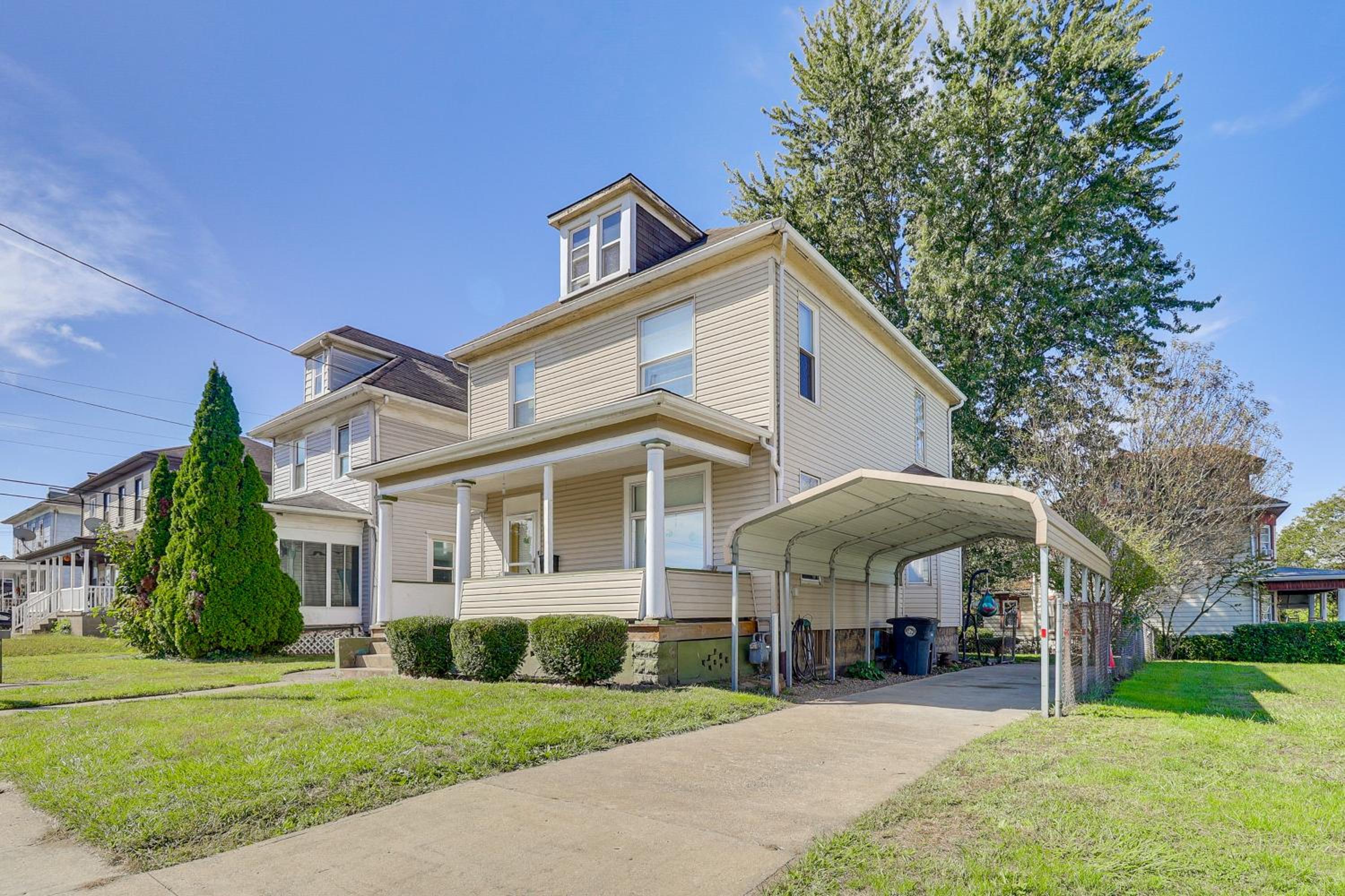 1 Mi to Dtwn and Franciscan University Home with Yard