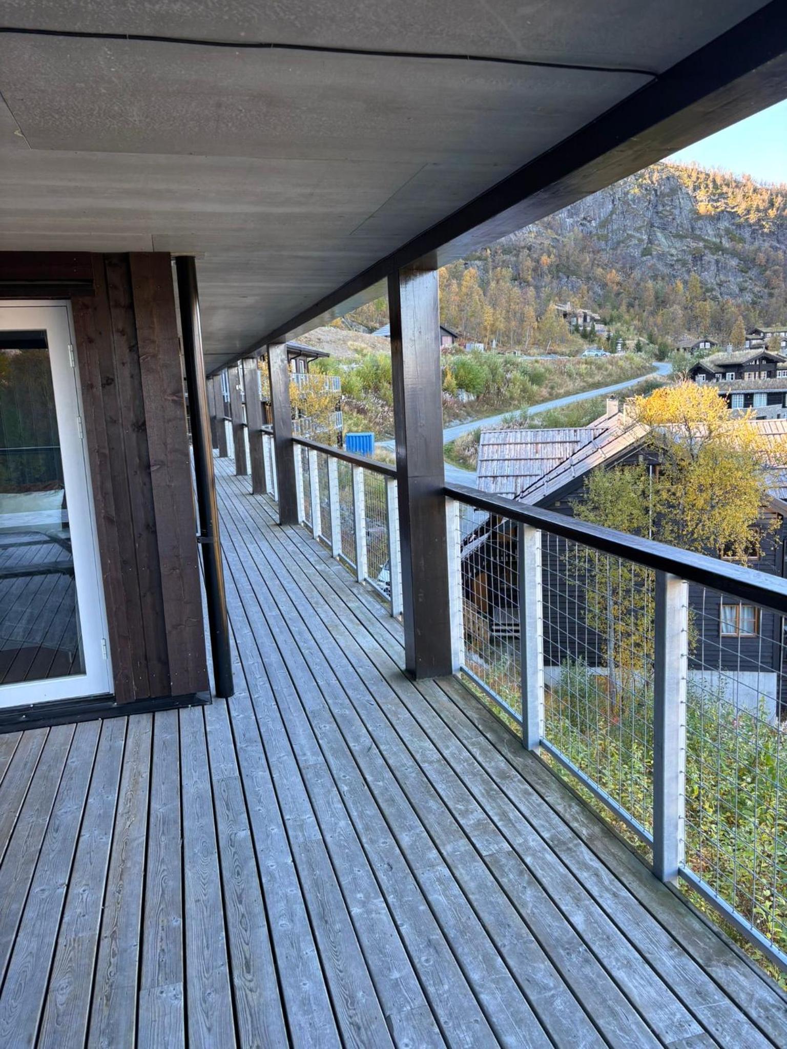 Large Ski in-Ski out Apartment for Groups