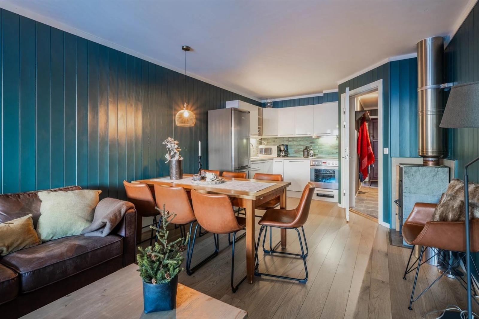 Family-Friendly Ski in-Ski out Retreat by Skarsnuten