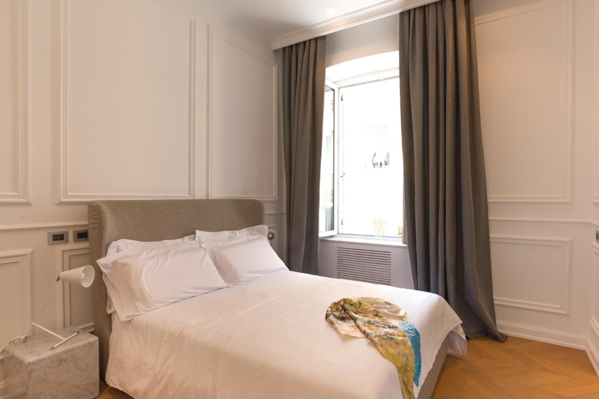Via Chiodo Luxury Rooms