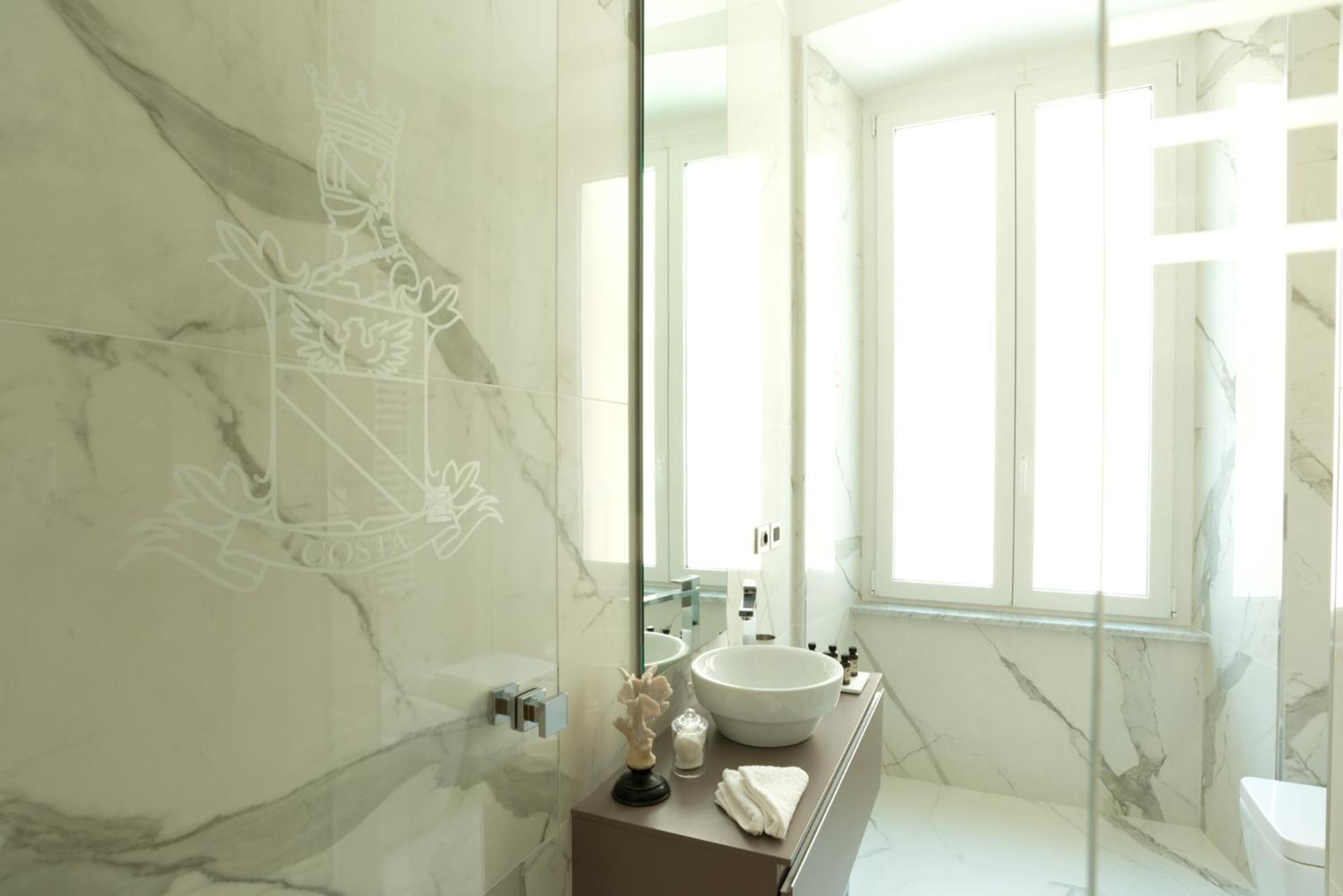 Via Chiodo Luxury Rooms