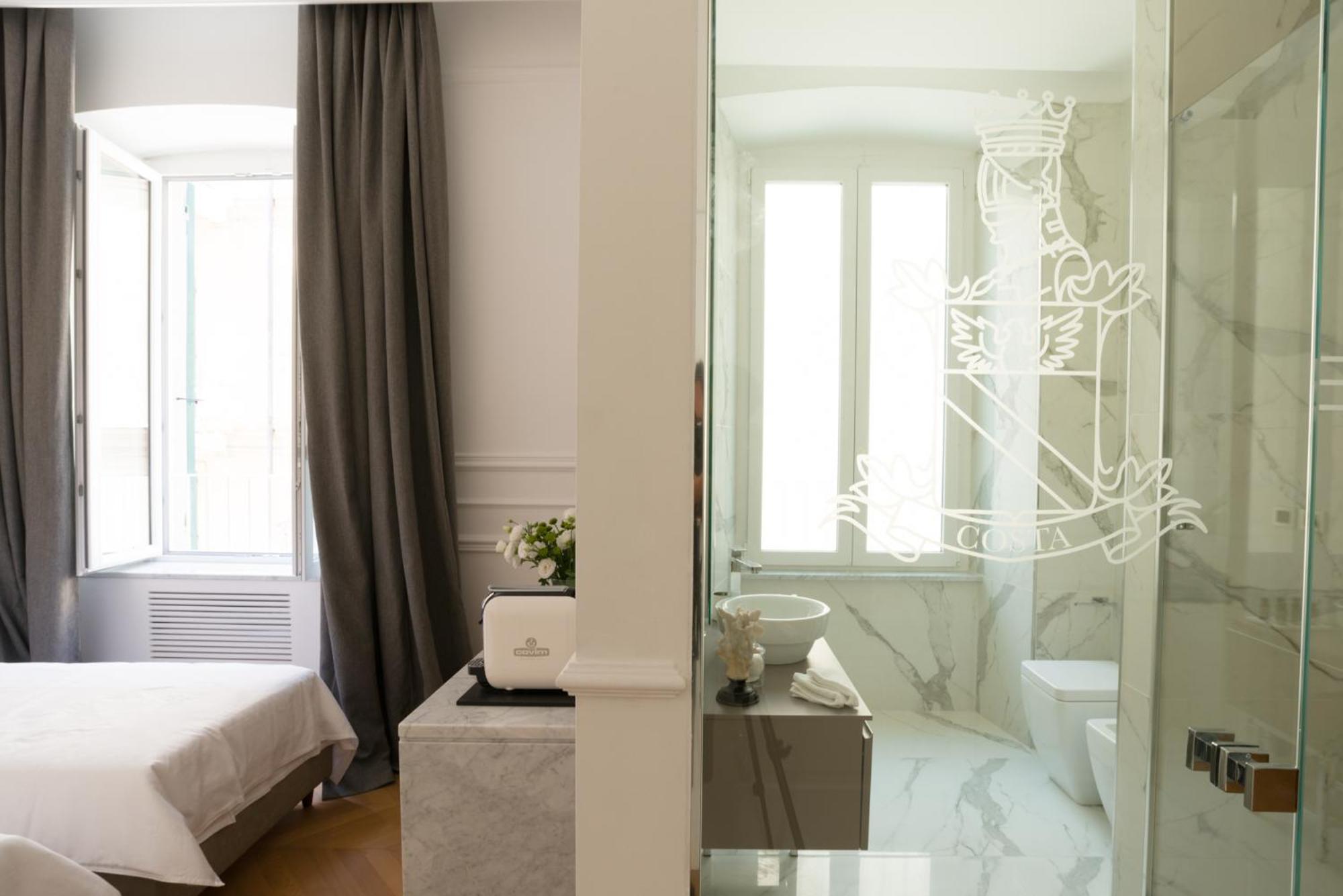 Via Chiodo Luxury Rooms
