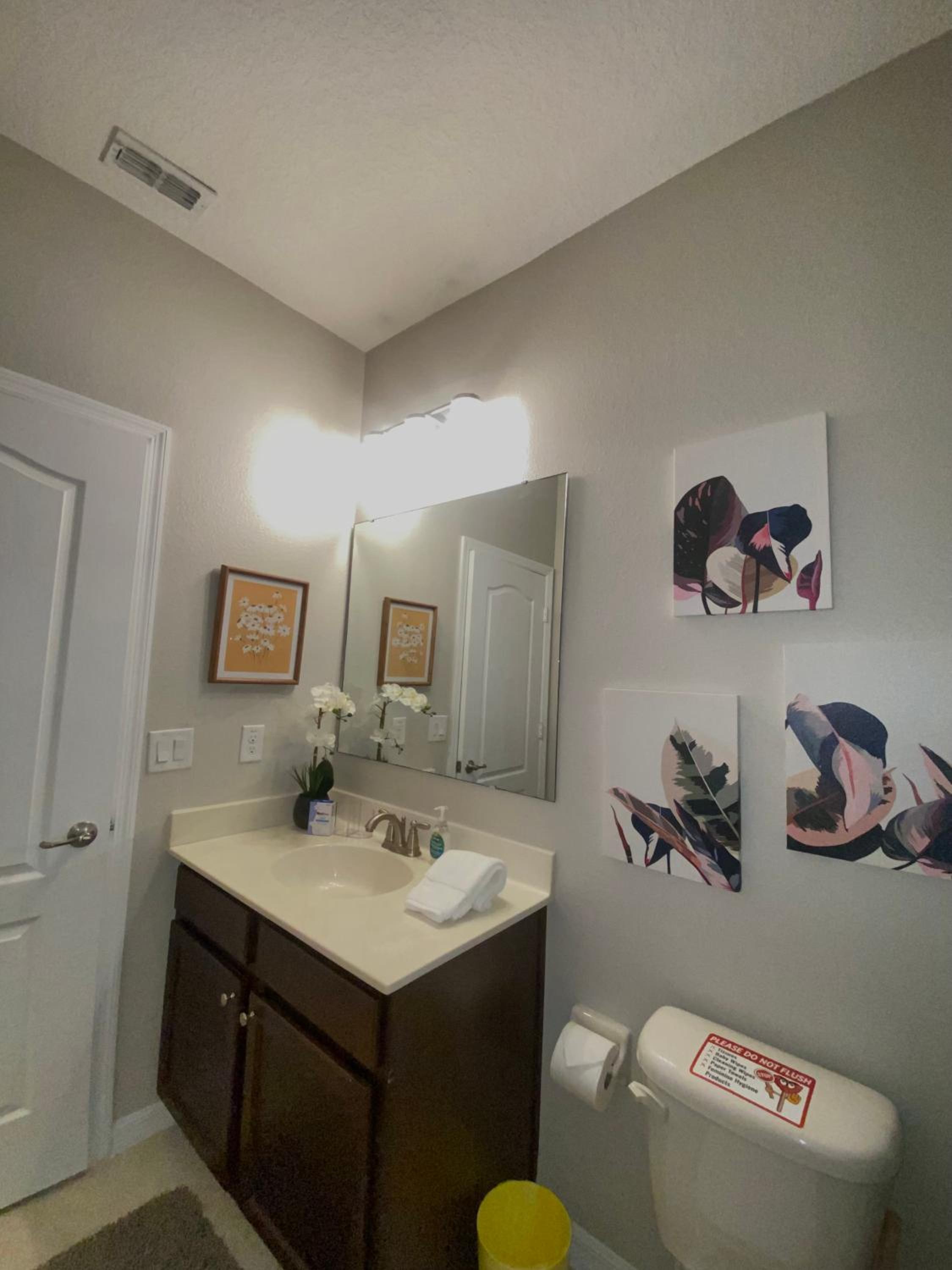 Modern Tropical Family Retreat near Legoland, Disney, Universal and Bok Towers