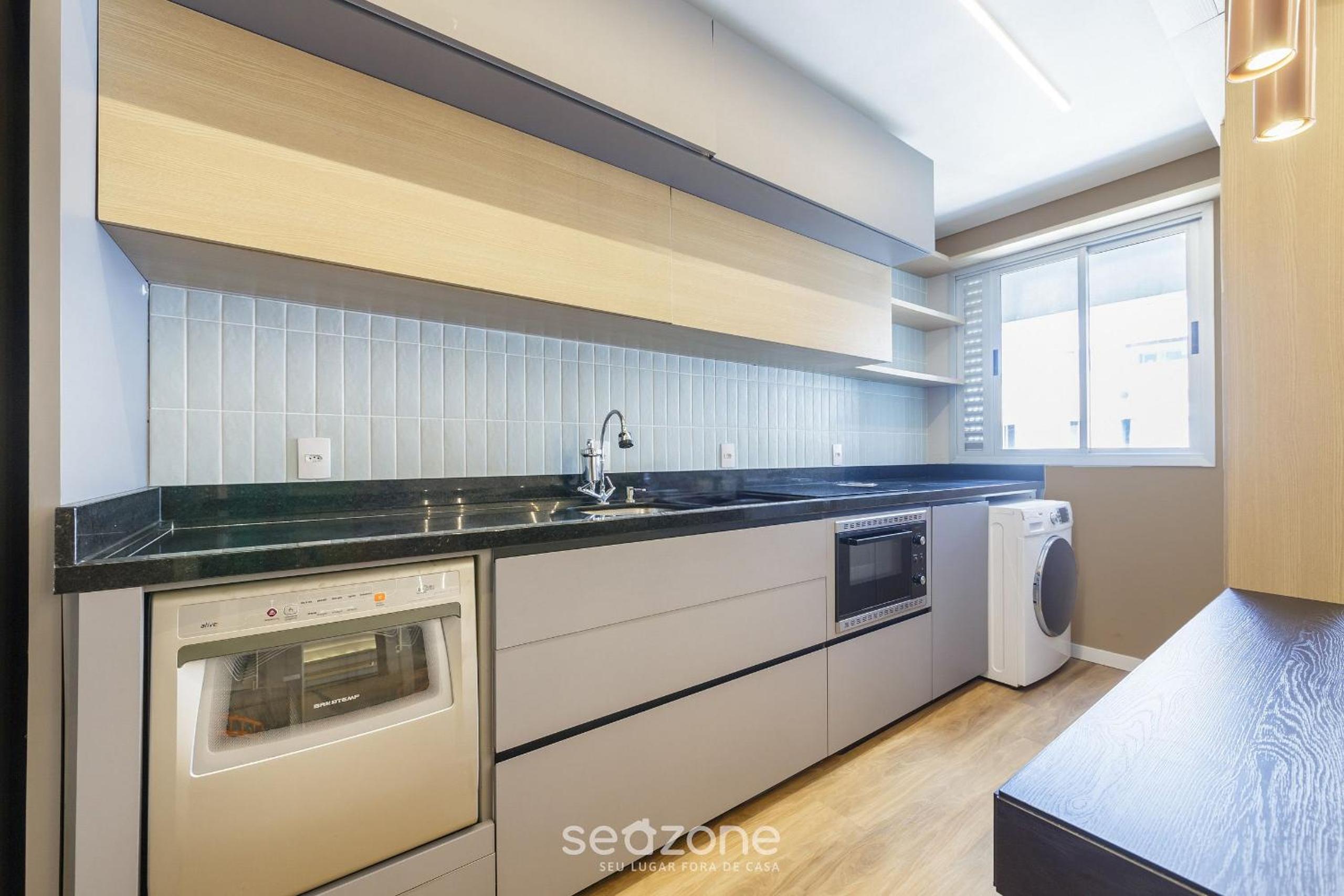 House with Jacuzzi, just 10min from the sea OSH