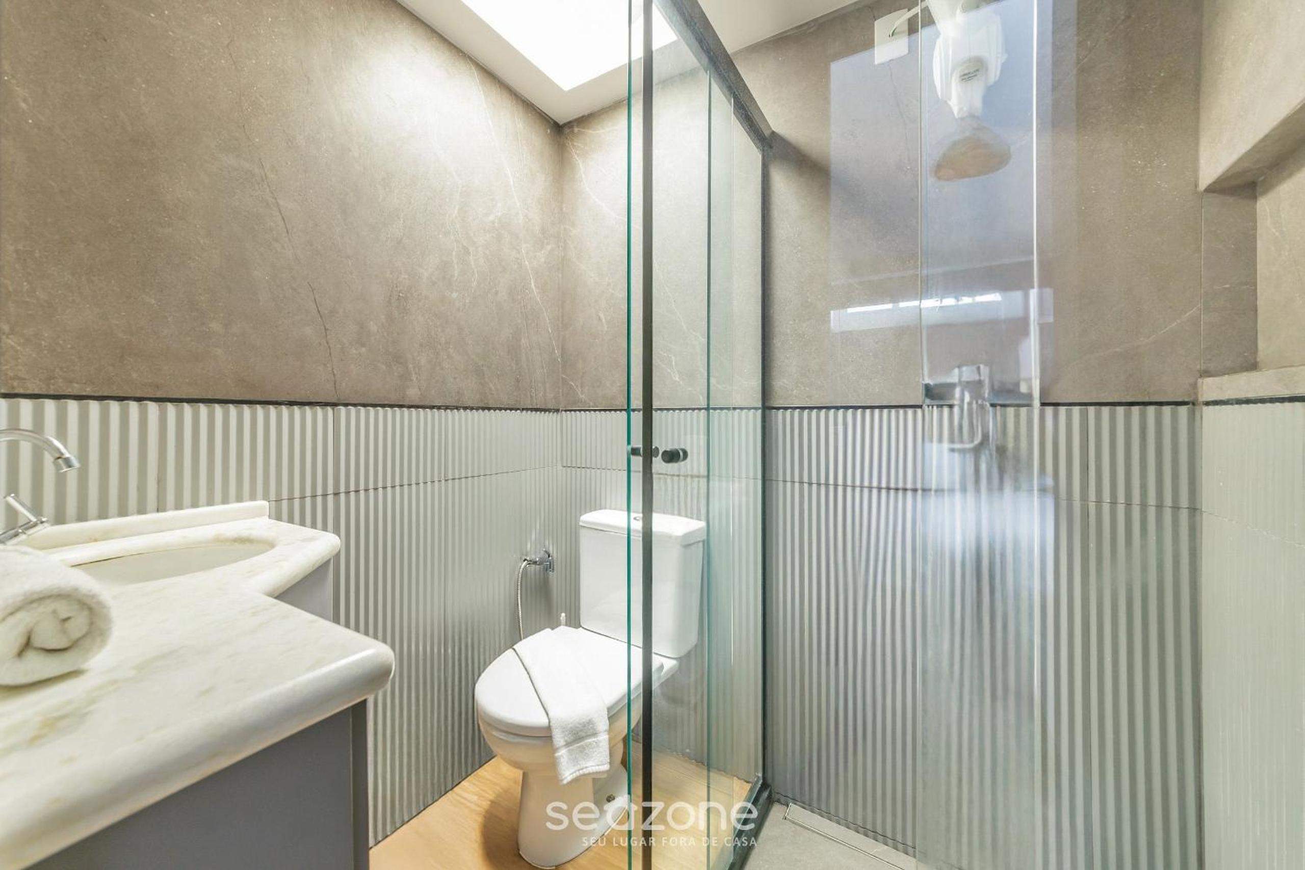 House with Jacuzzi, just 10min from the sea OSH