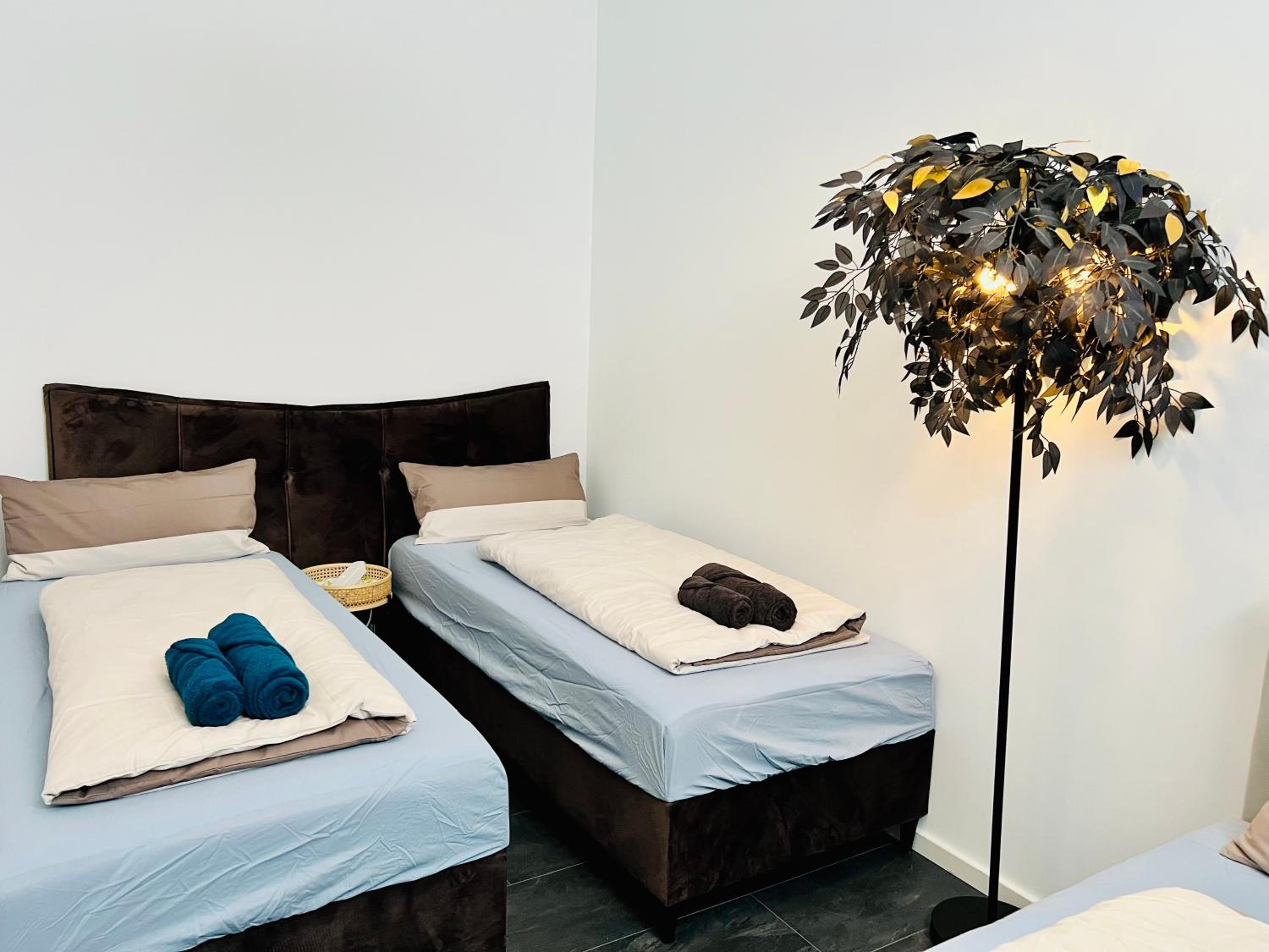 City Apartment am Rhein - Kapitol-Viertel - Kölner Dom & Hauptbahnhof - Modern Komfort - Perfekte Lage