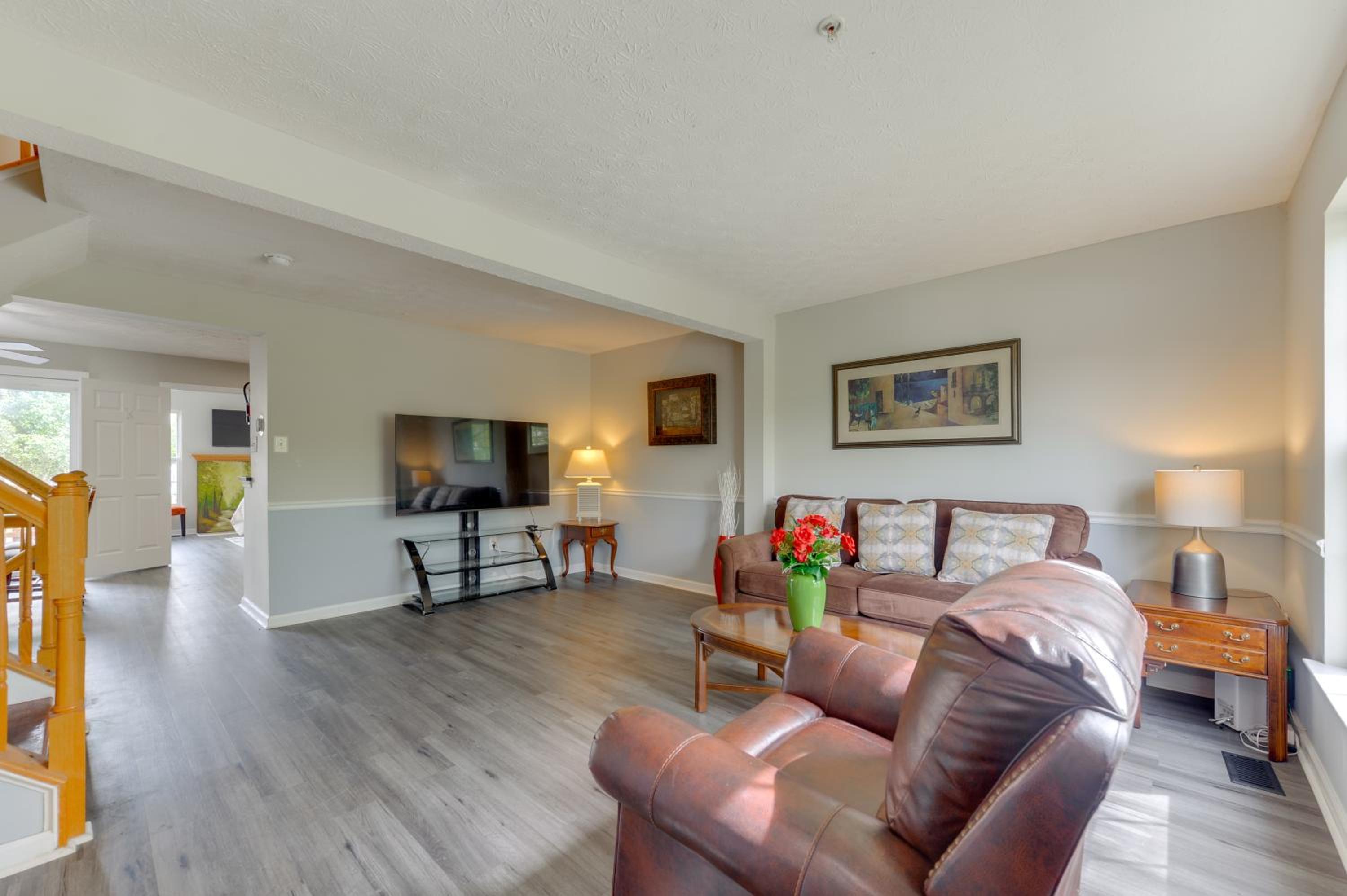 Close to Hospital and White Marsh! Rosedale Townhome