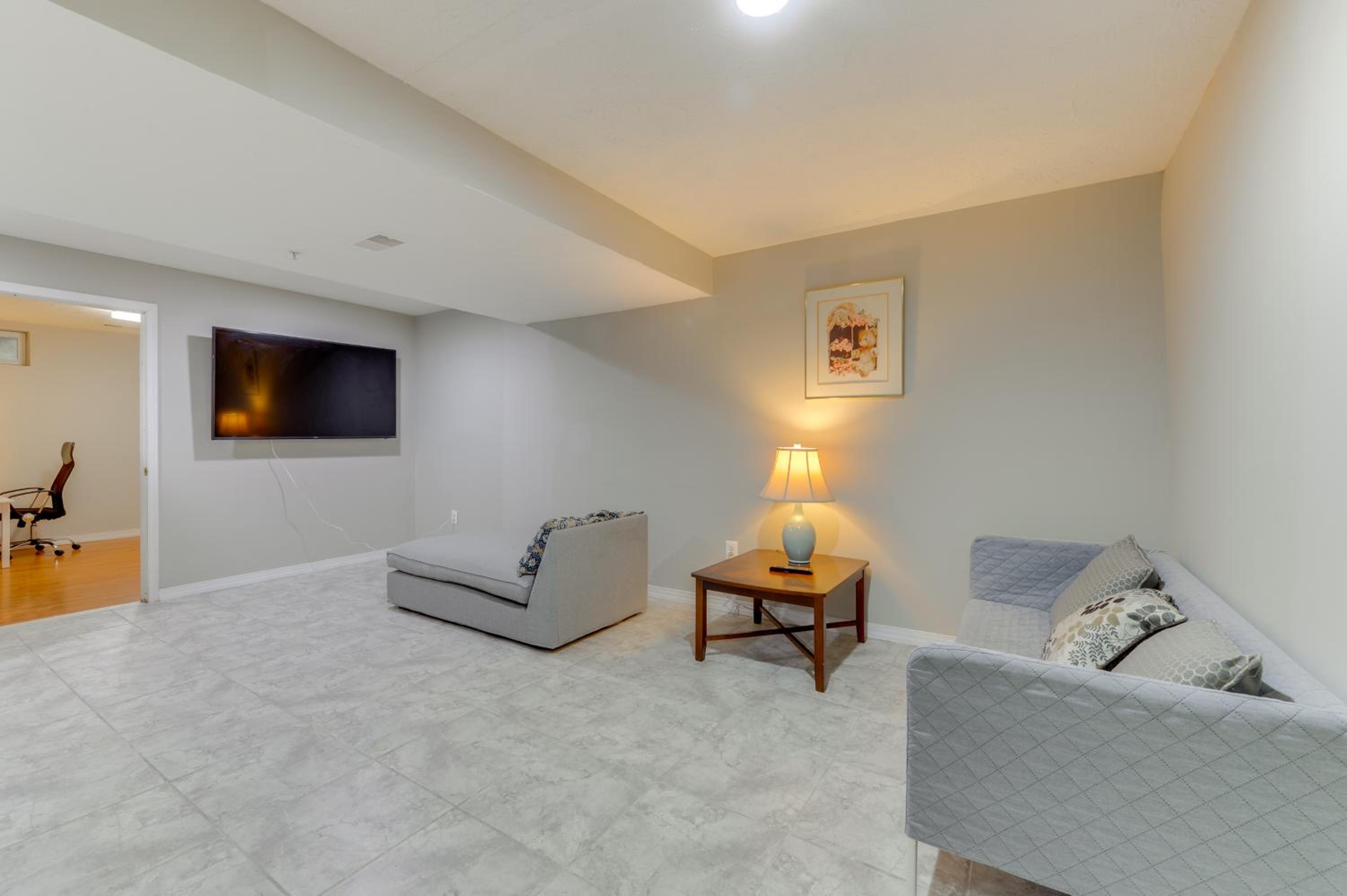 Close to Hospital and White Marsh! Rosedale Townhome