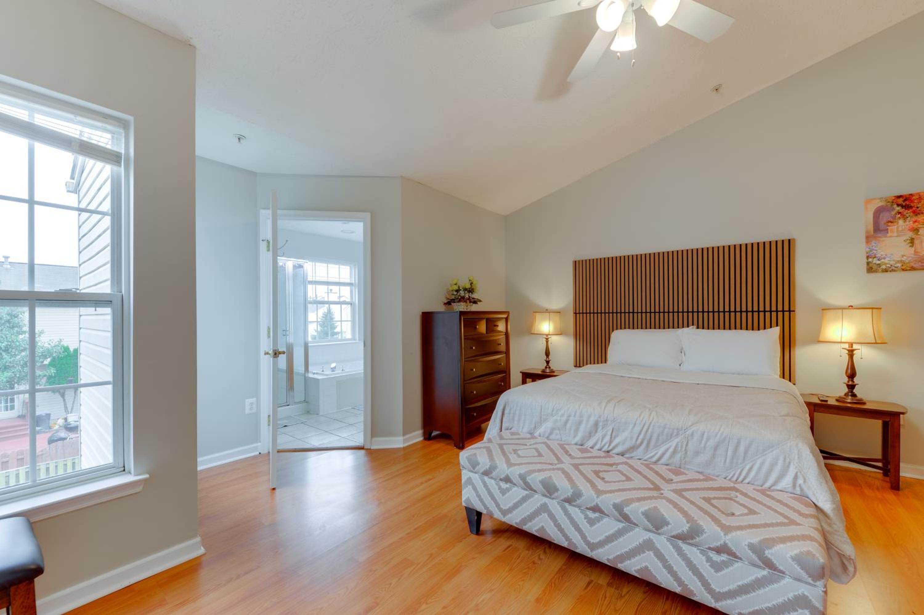 Close to Hospital and White Marsh! Rosedale Townhome