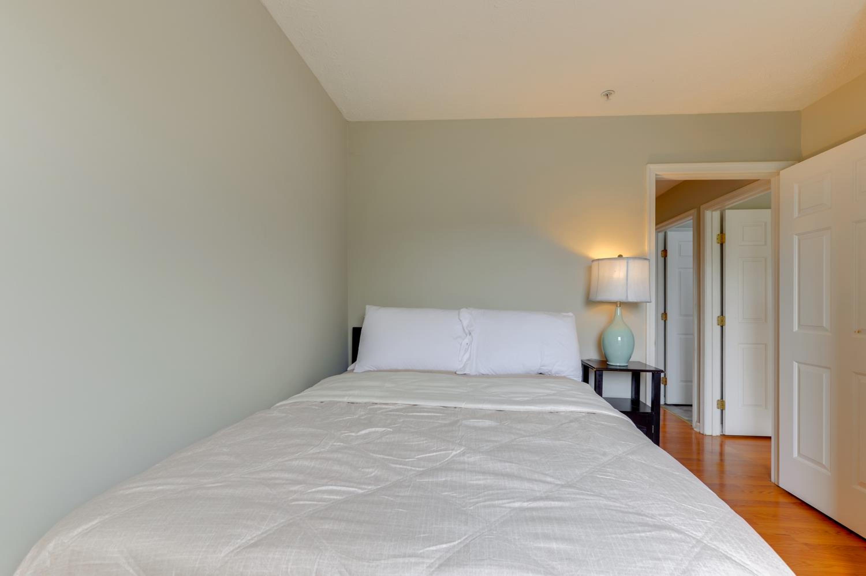 Close to Hospital and White Marsh! Rosedale Townhome