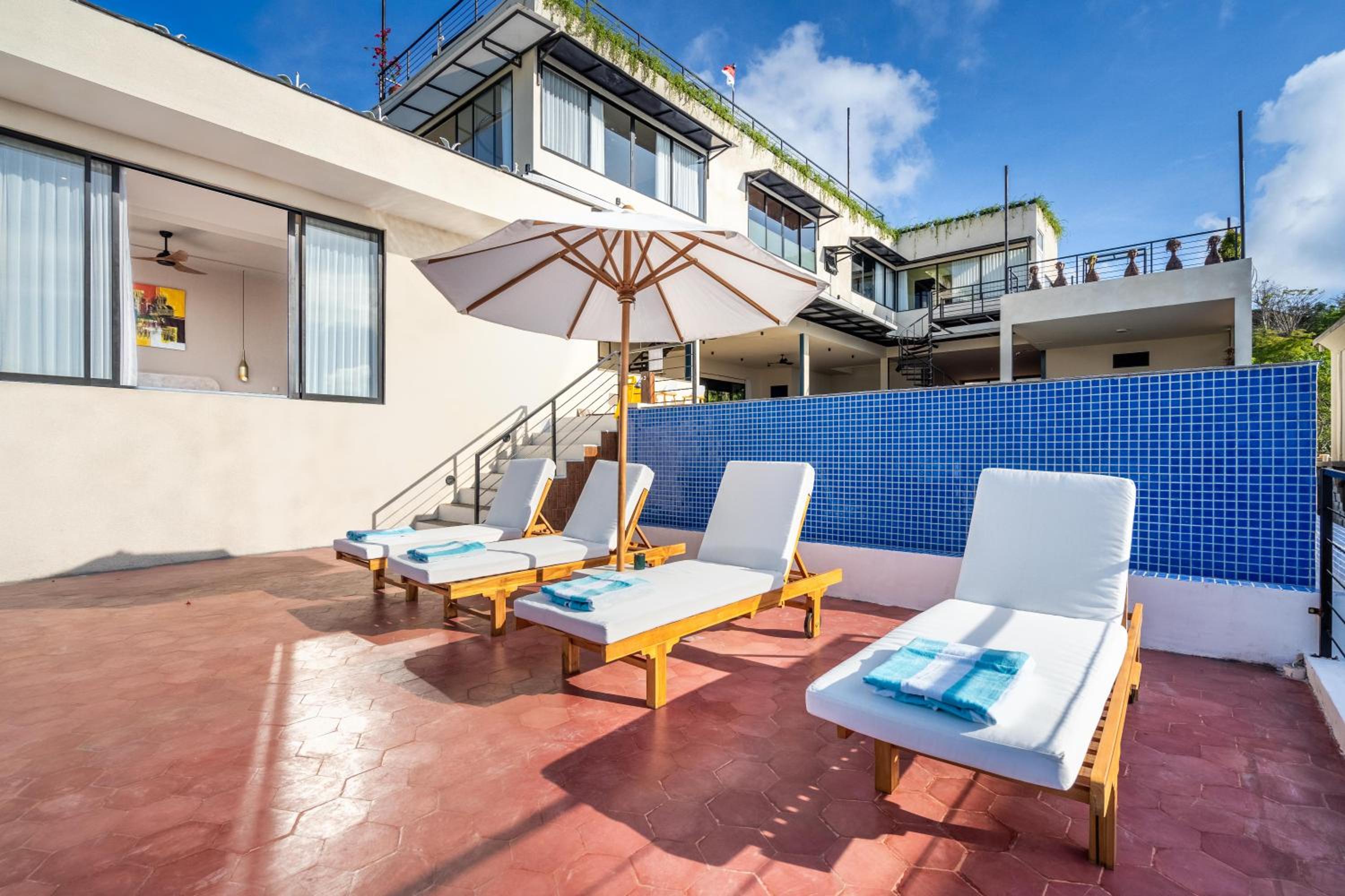 Jiya Villa Uluwatu - Panoramic Terraces with Stunning Views, Luxury Service and Entertainment
