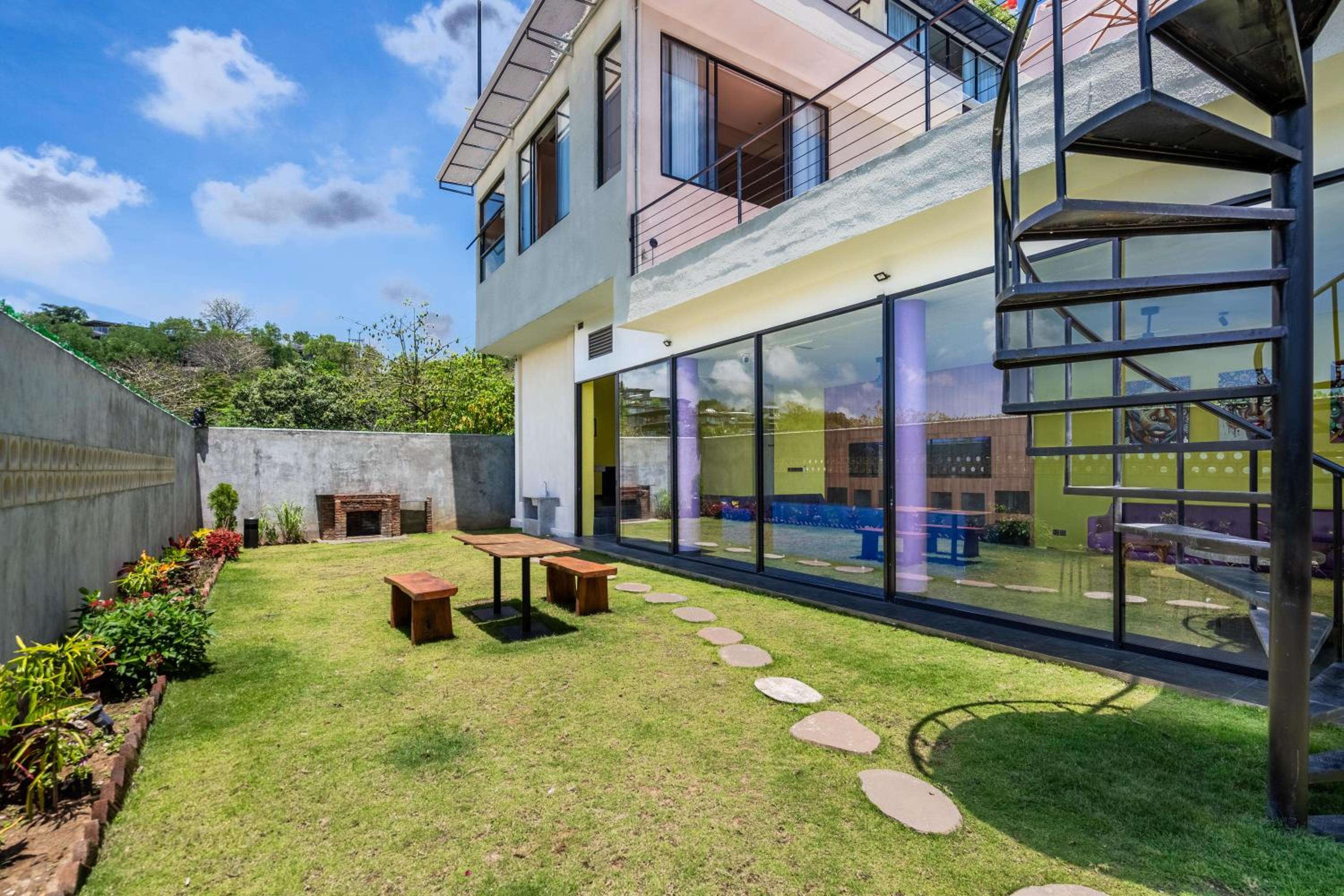 Jiya Villa Uluwatu - Panoramic Terraces with Stunning Views, Luxury Service and Entertainment