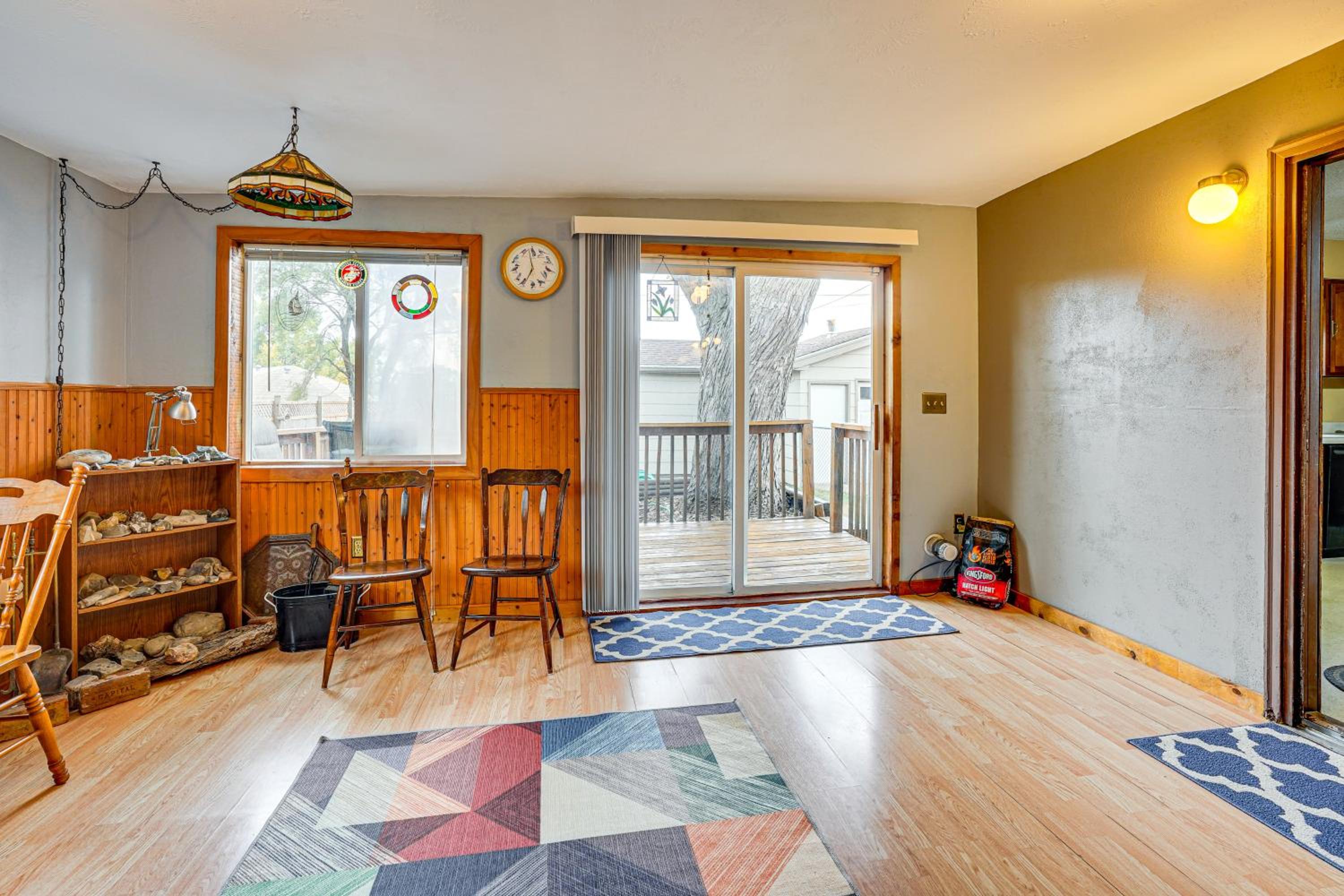 Walk to Parks and Greenway Sioux Falls Getaway!