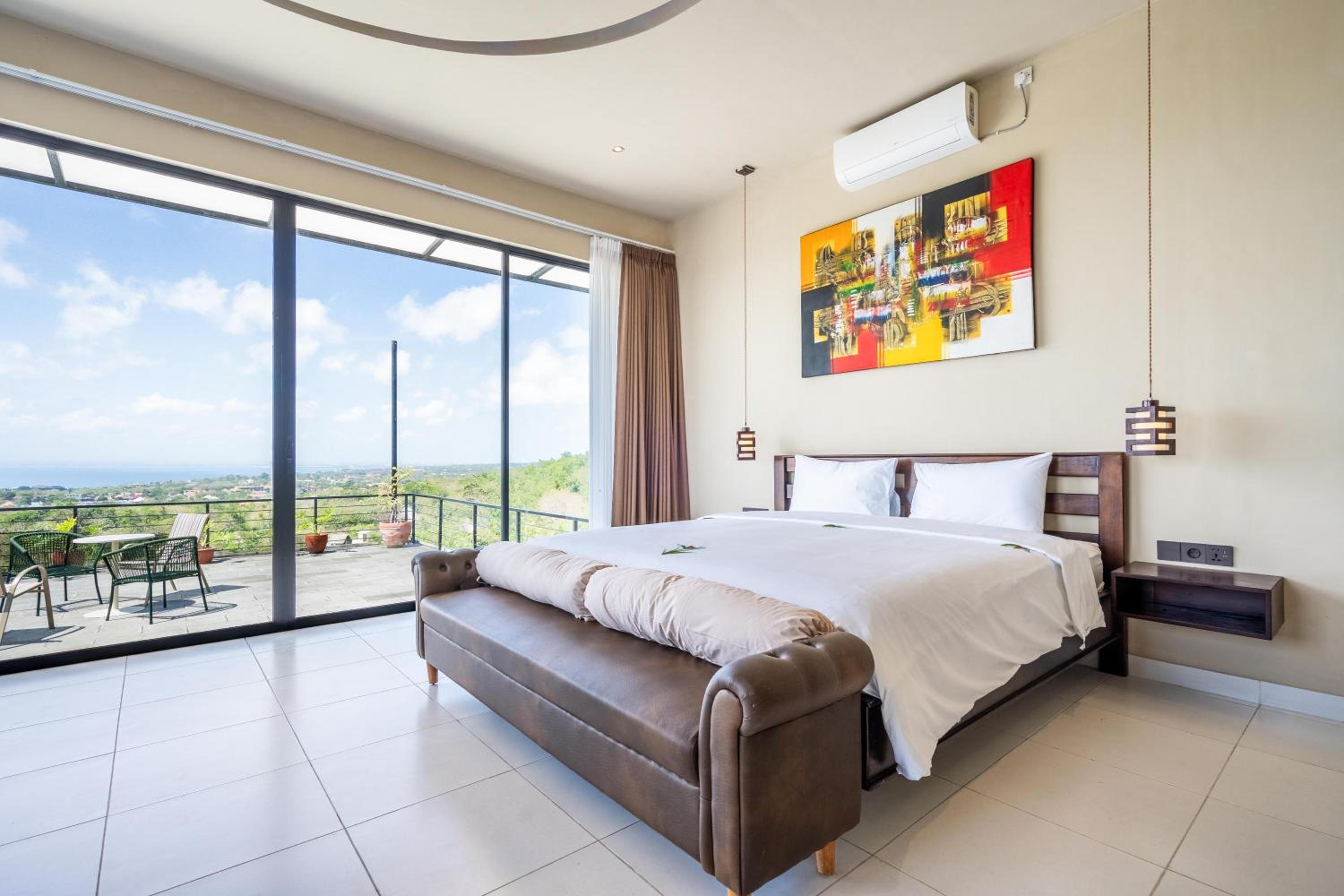 Jiya Villa Uluwatu - Panoramic Terraces with Stunning Views, Luxury Service and Entertainment