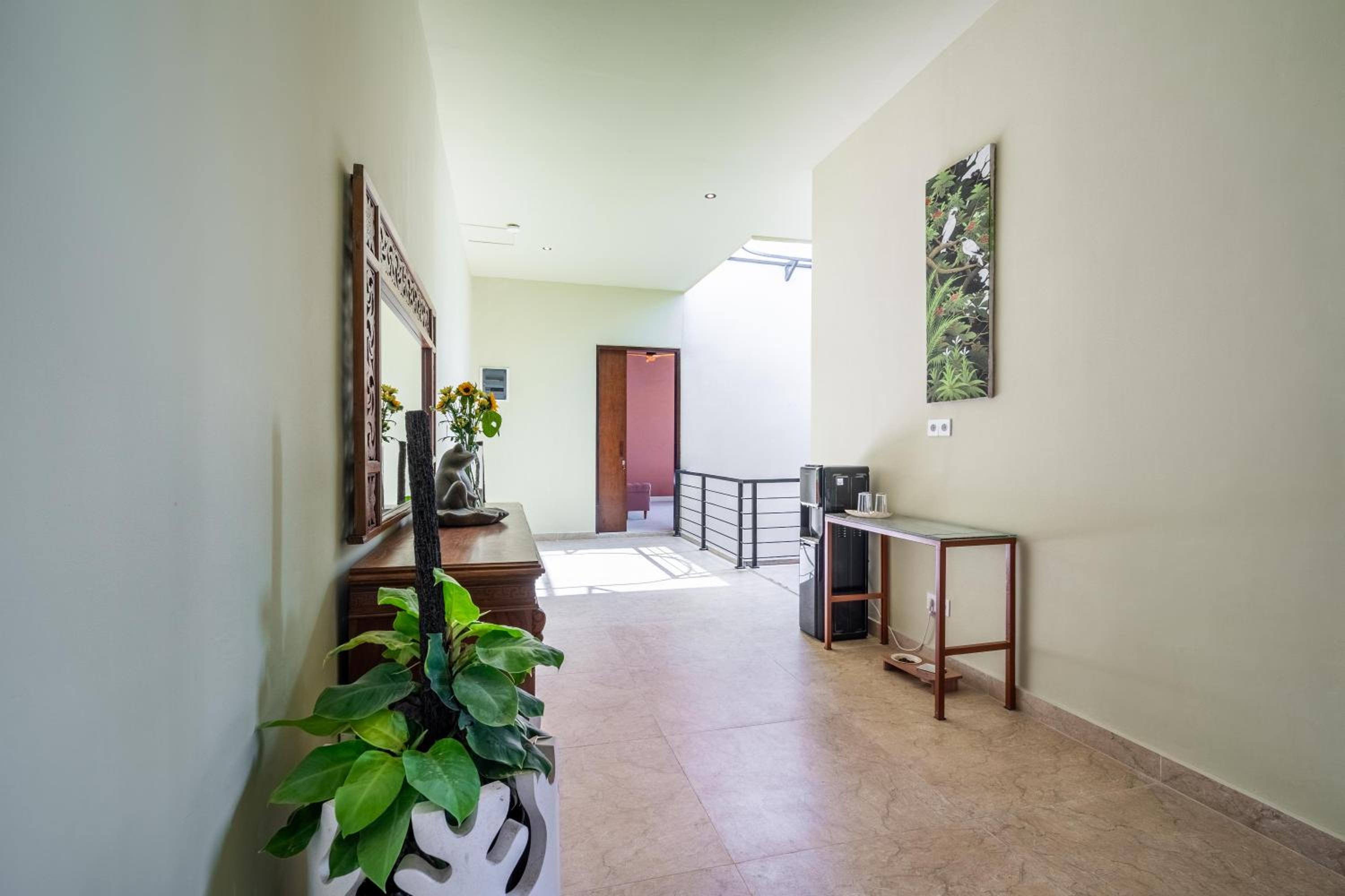 Jiya Villa Uluwatu - Panoramic Terraces with Stunning Views, Luxury Service and Entertainment