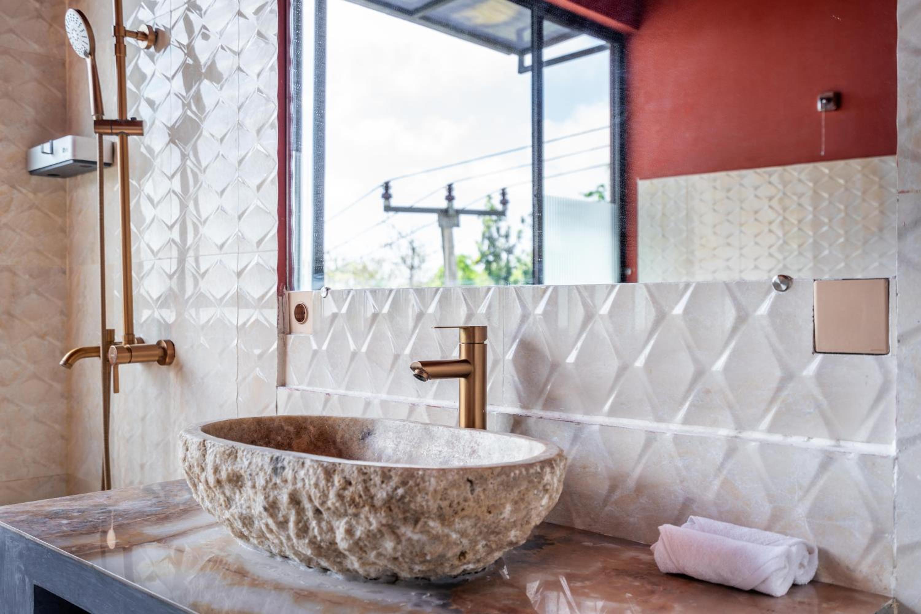 Jiya Villa Uluwatu - Panoramic Terraces with Stunning Views, Luxury Service and Entertainment