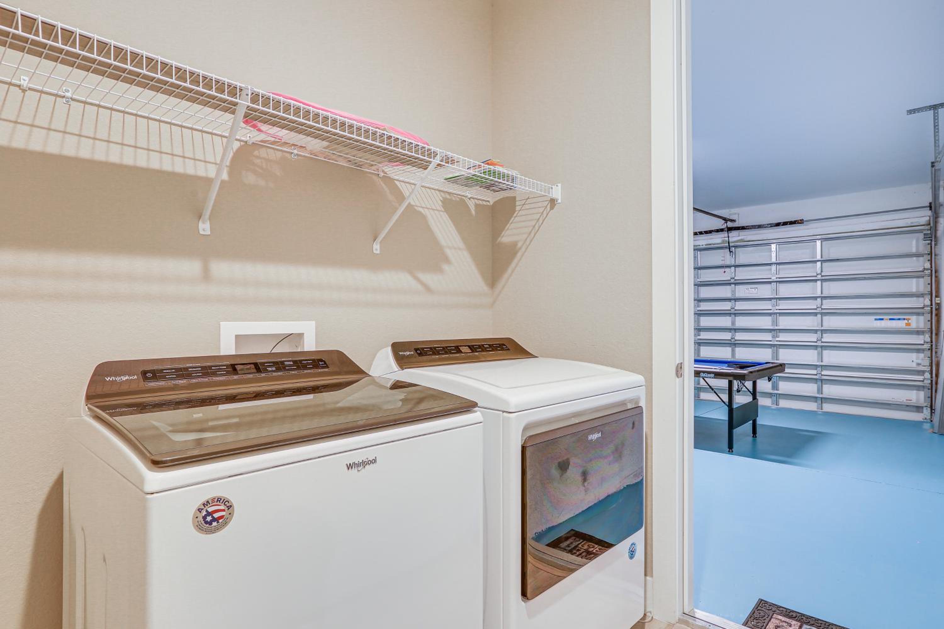Quiet Naples Escape with Patio by Golfing and Parks