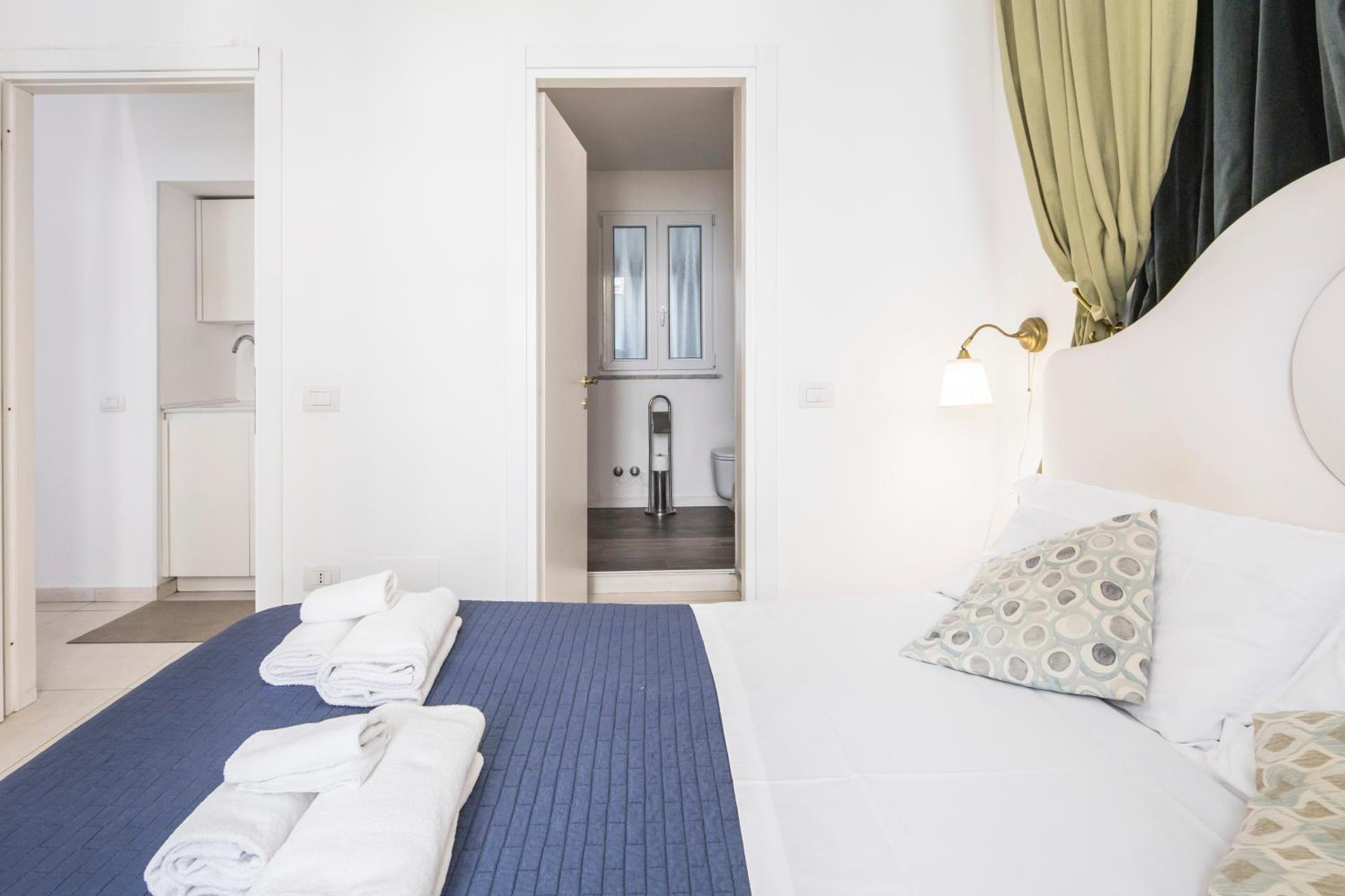 Relais Luxury Retreat - Seafront Apartments