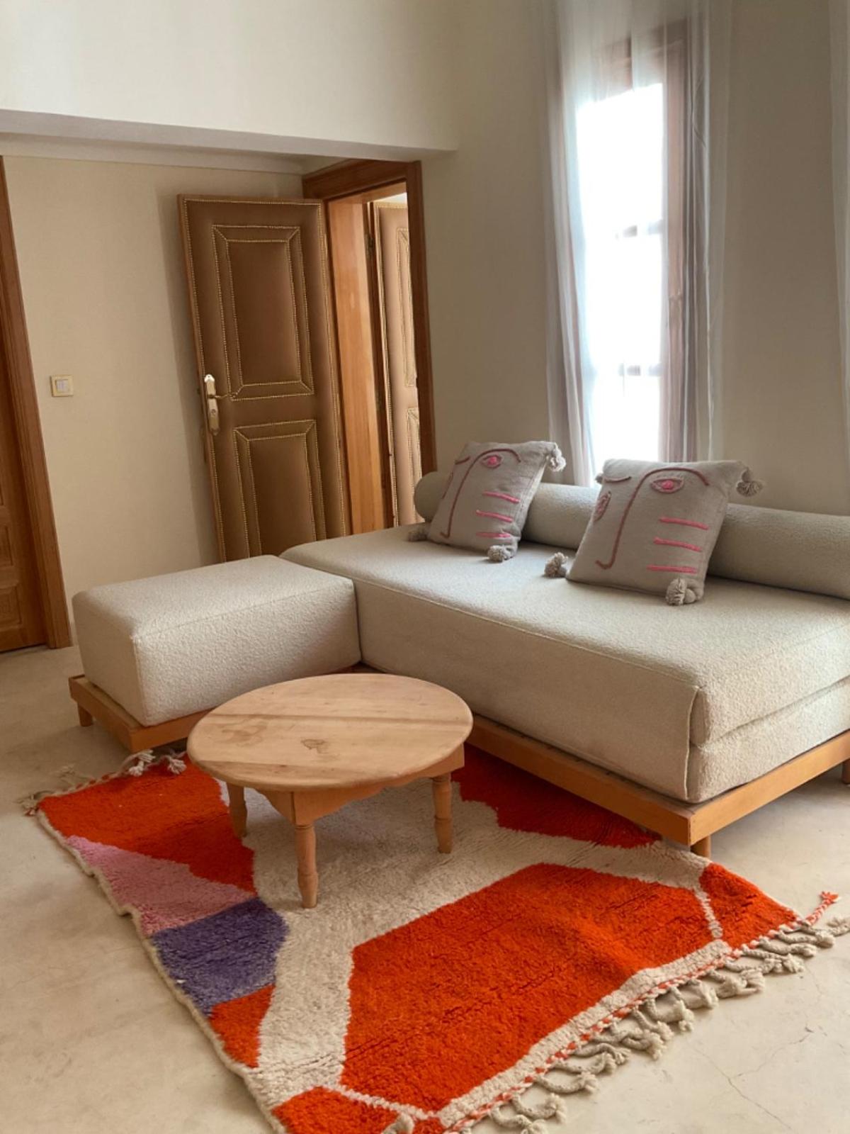 Riad Al Muhandiz Peaceful Duplex Suites near Jemaa El Fna