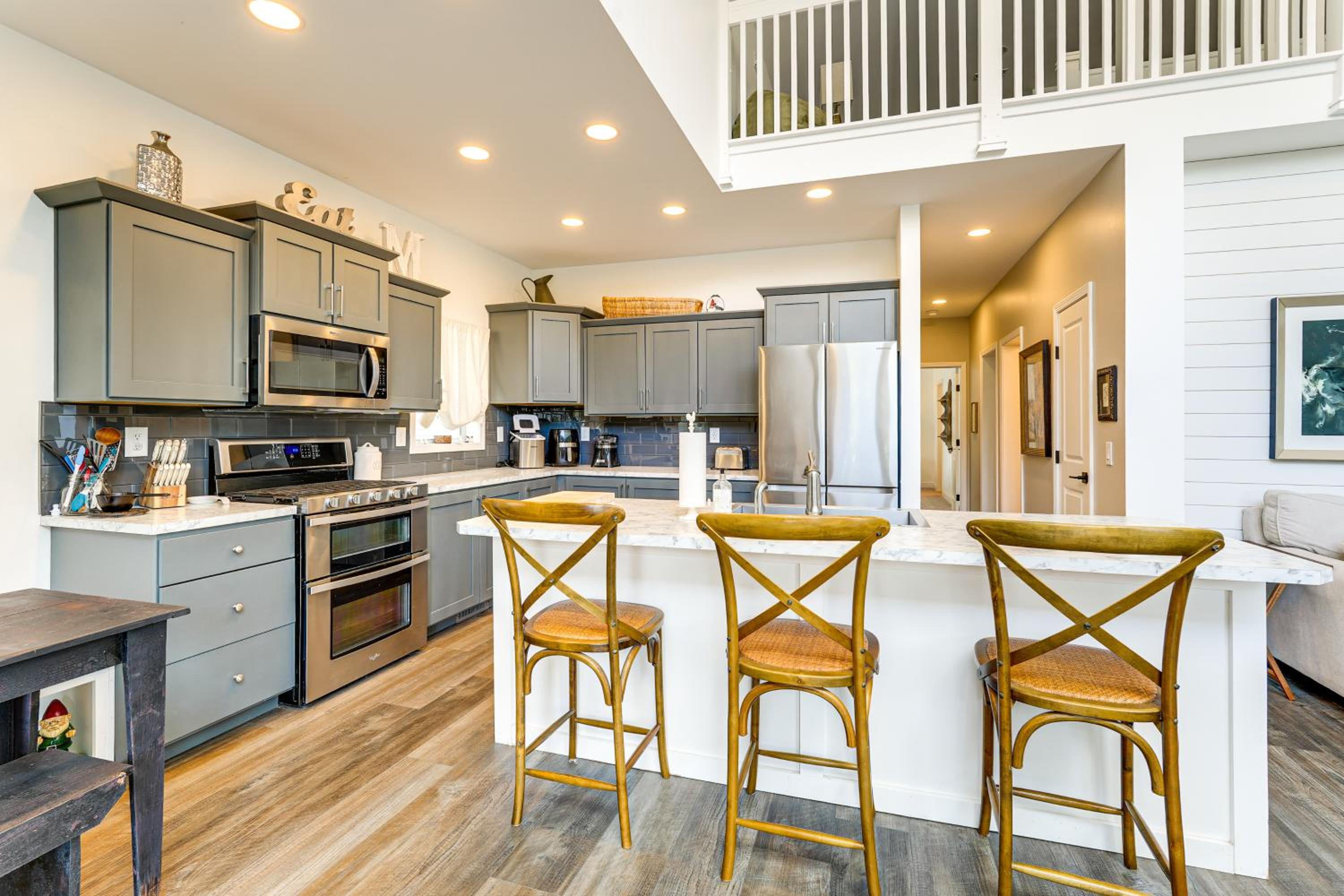 Sleek Getaway on Lake Wawasee with Private Dock!
