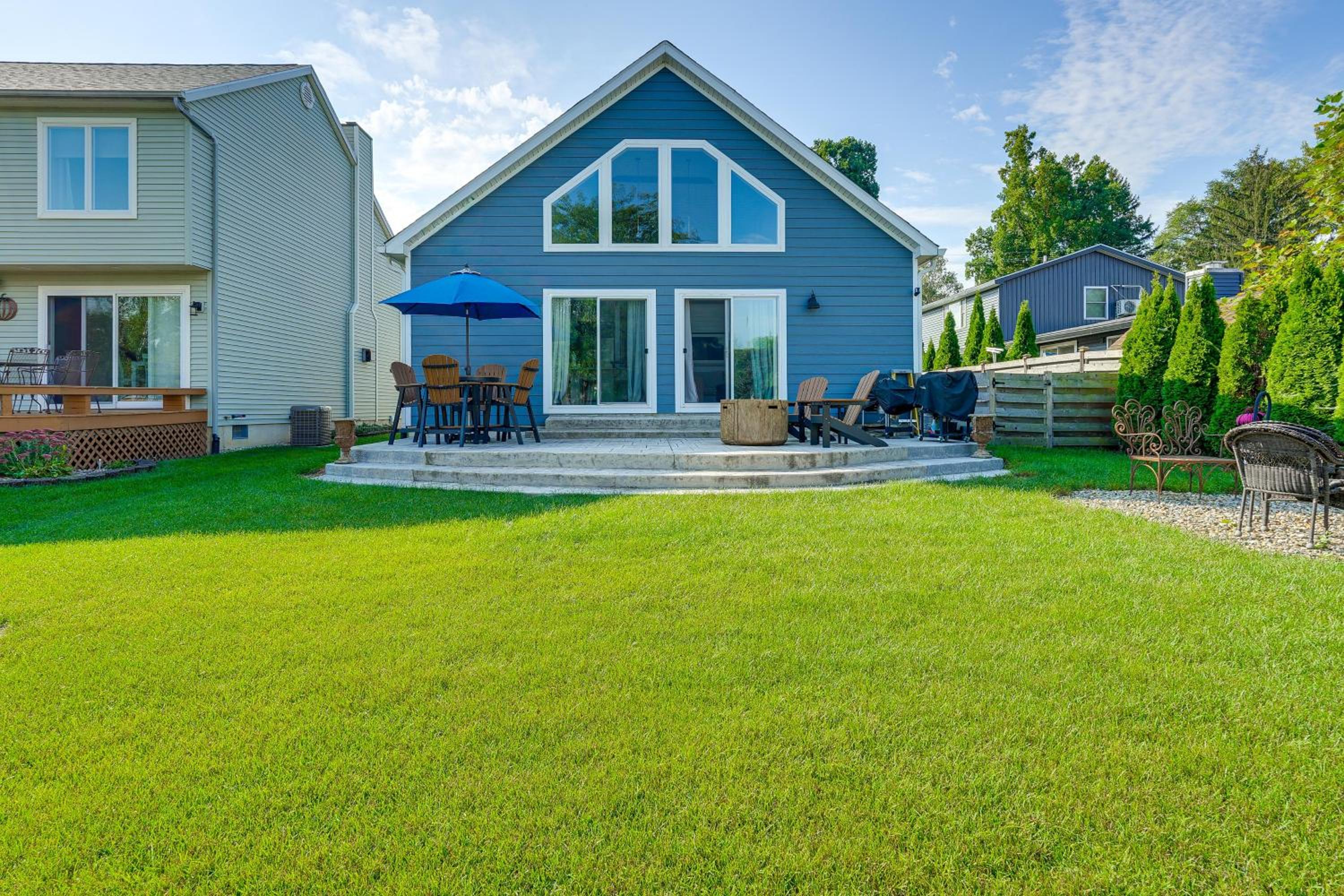 Sleek Getaway on Lake Wawasee with Private Dock!