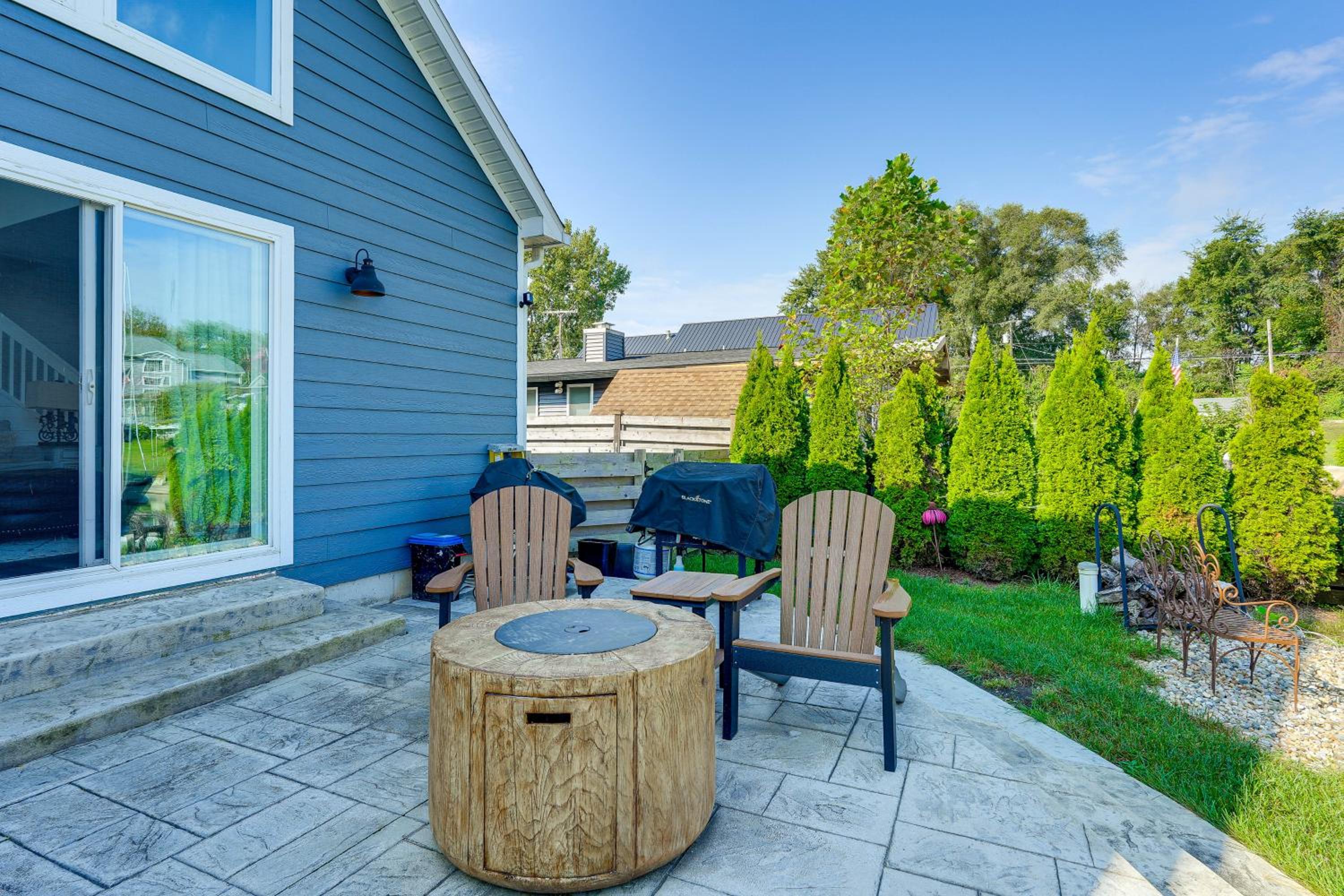 Sleek Getaway on Lake Wawasee with Private Dock!