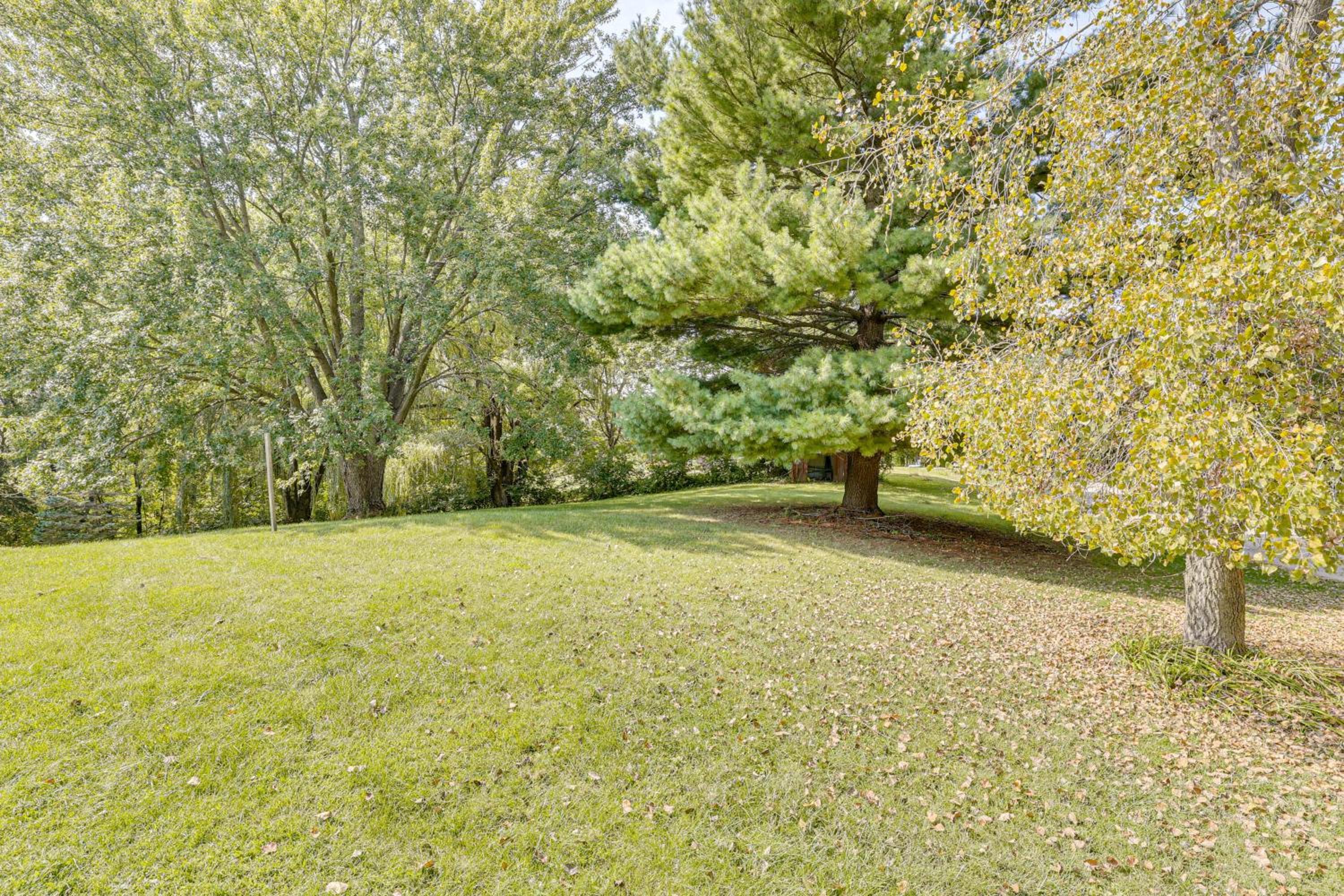 Near Mississippi River! Countryside Family Retreat