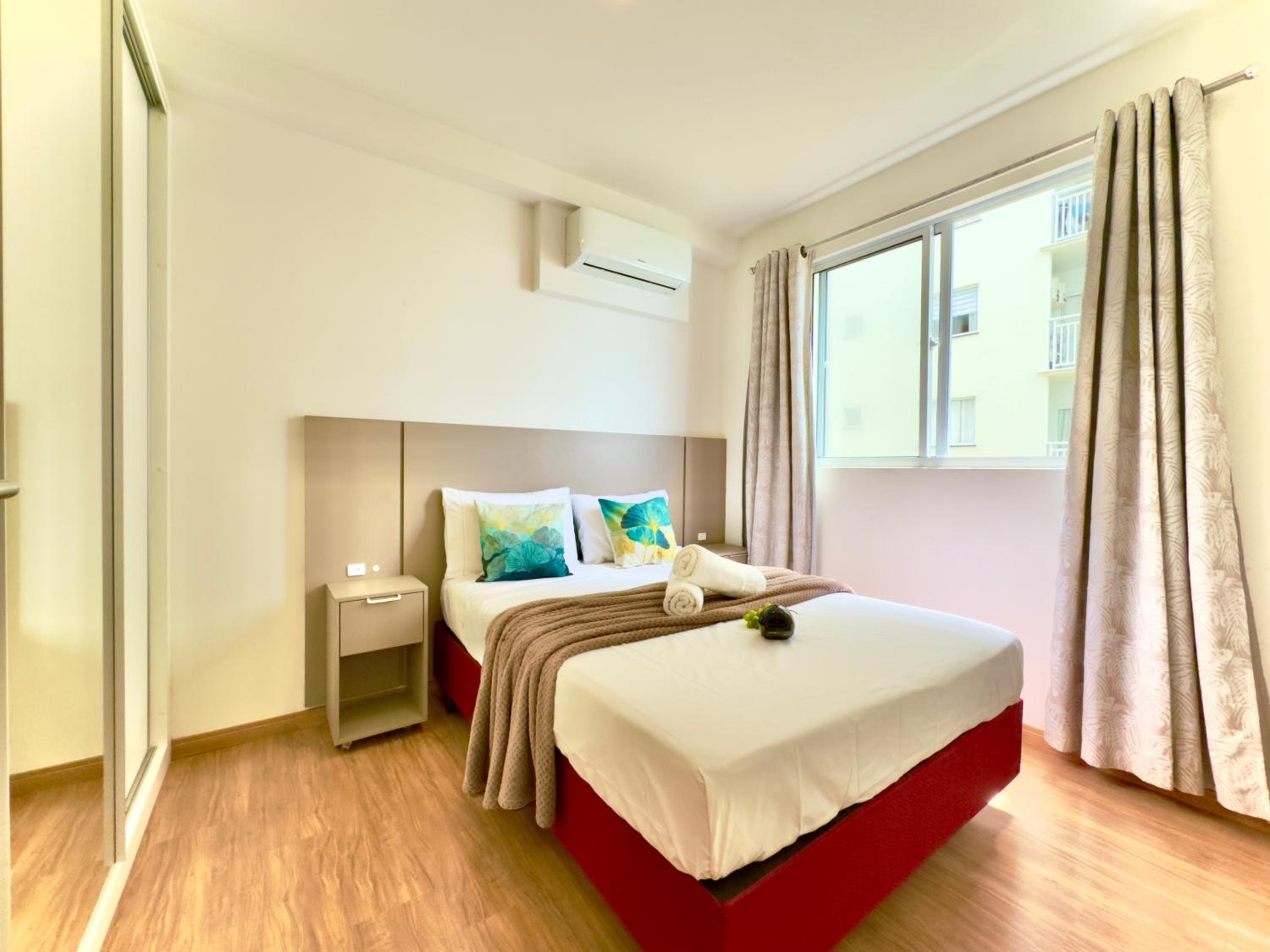 Apto em Condominio Frente Mar com Piscinas Spa Sala de Jogos Quadra de Futebol e Espaco Kids Ideal para Familias