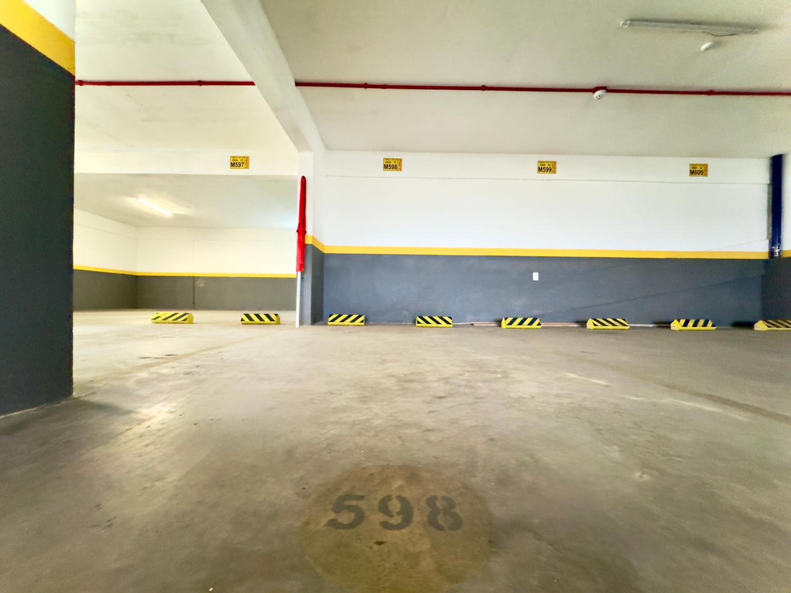 Apto em Condominio Frente Mar com Piscinas Spa Sala de Jogos Quadra de Futebol e Espaco Kids Ideal para Familias