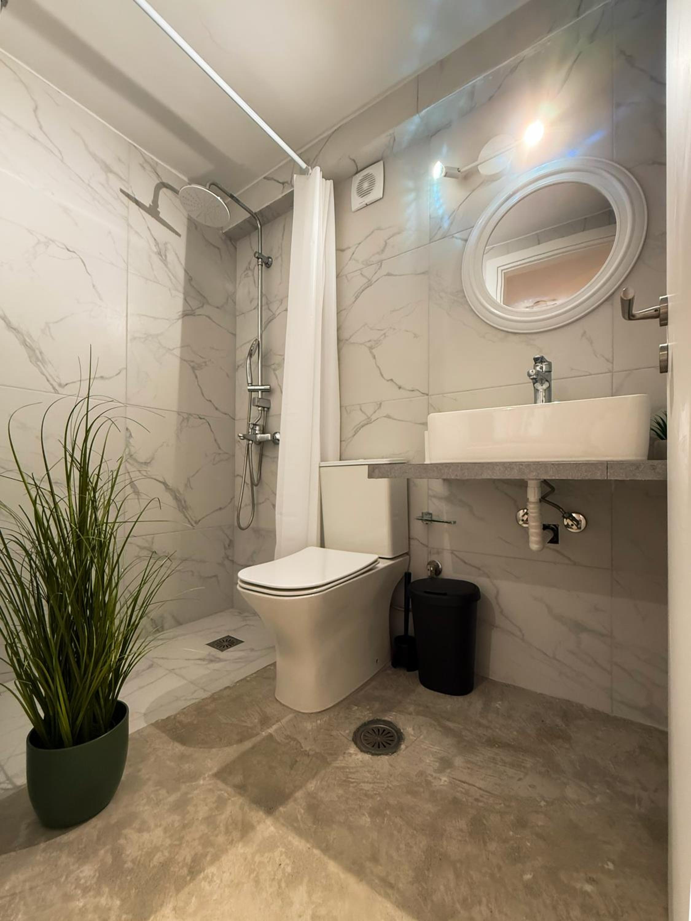 Miracle Luxury Suites