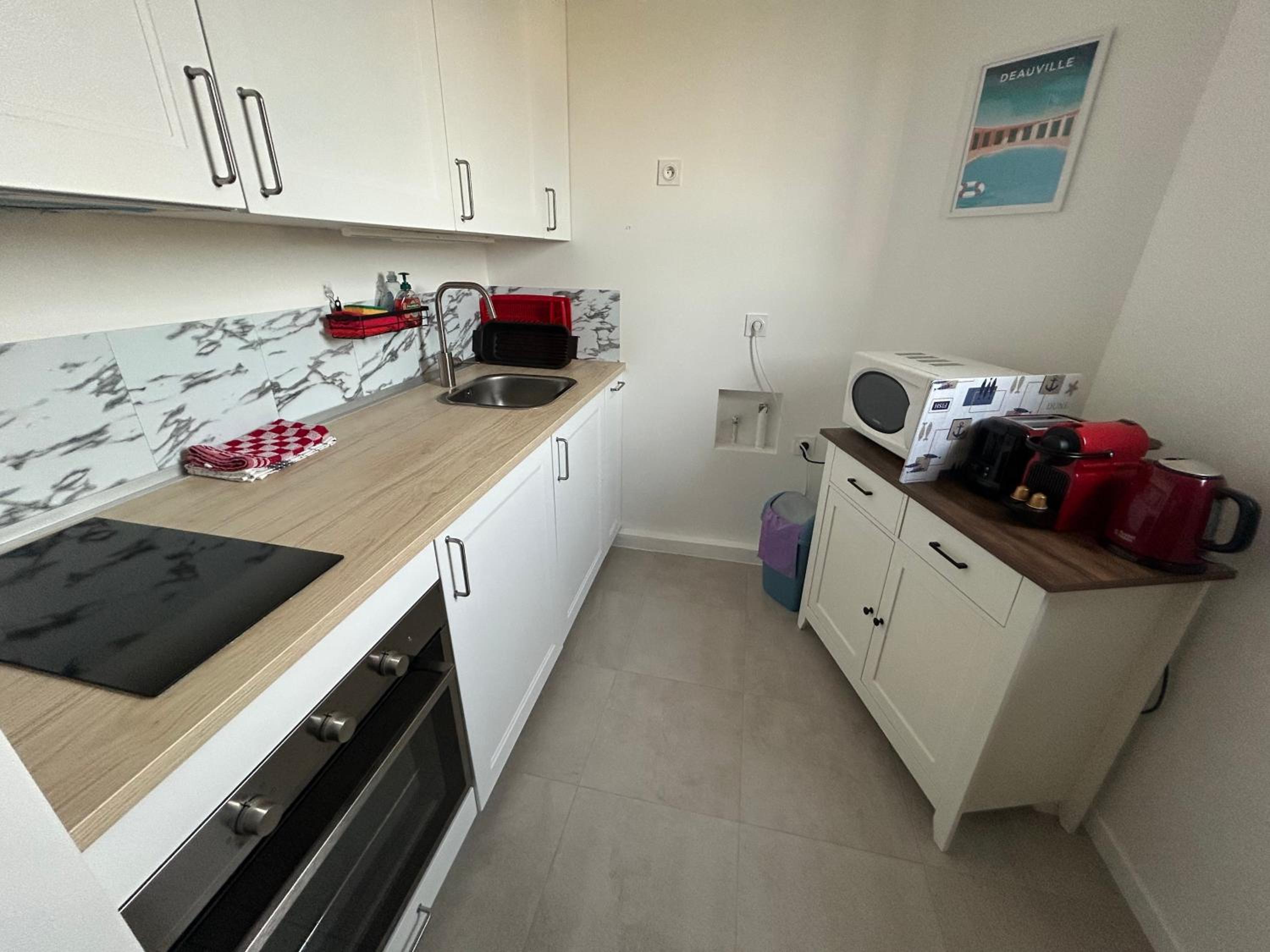 Place Morny, 2 rooms brand new, up to 4 guests