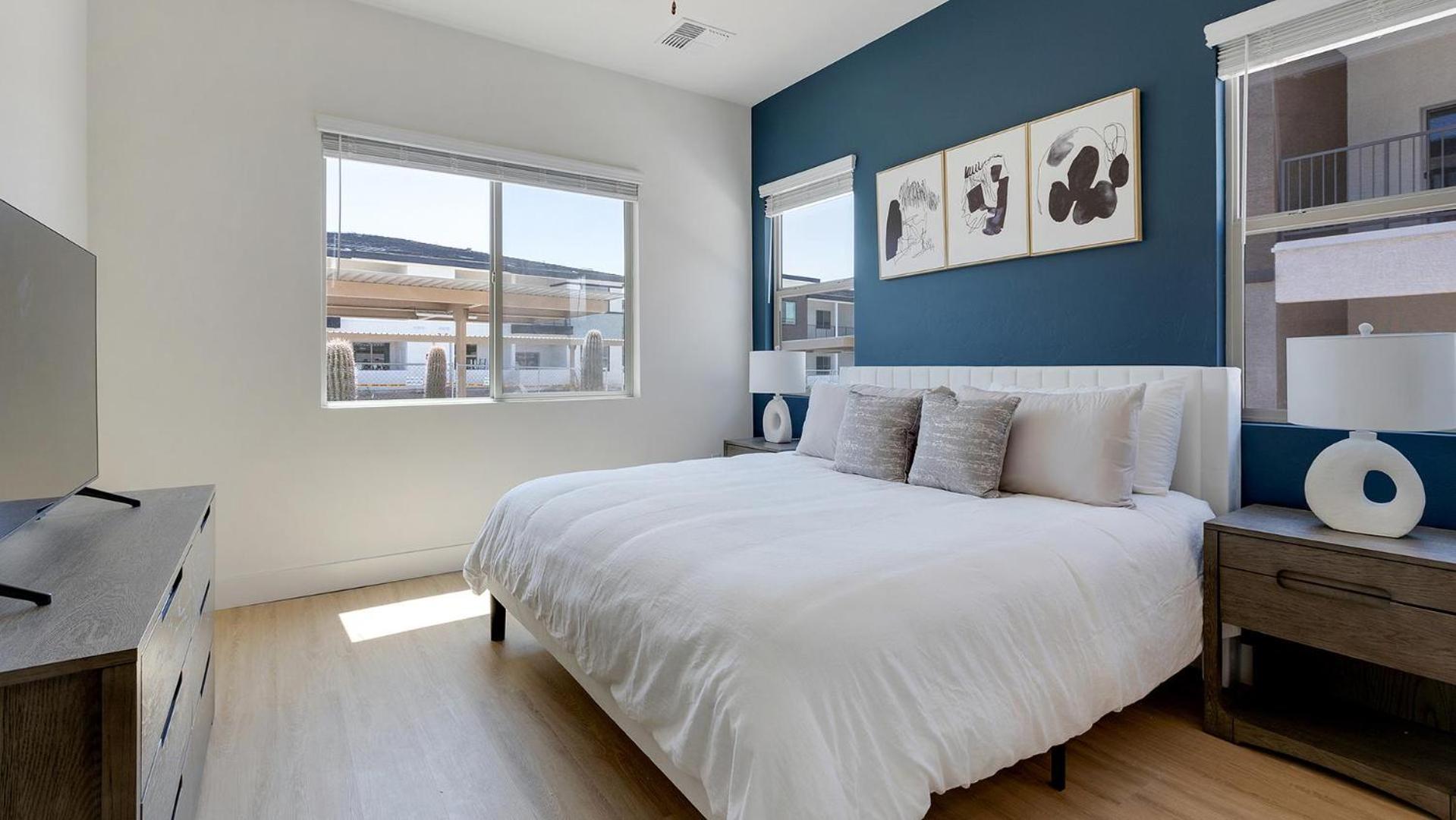 Landing Chic 1BD Pool