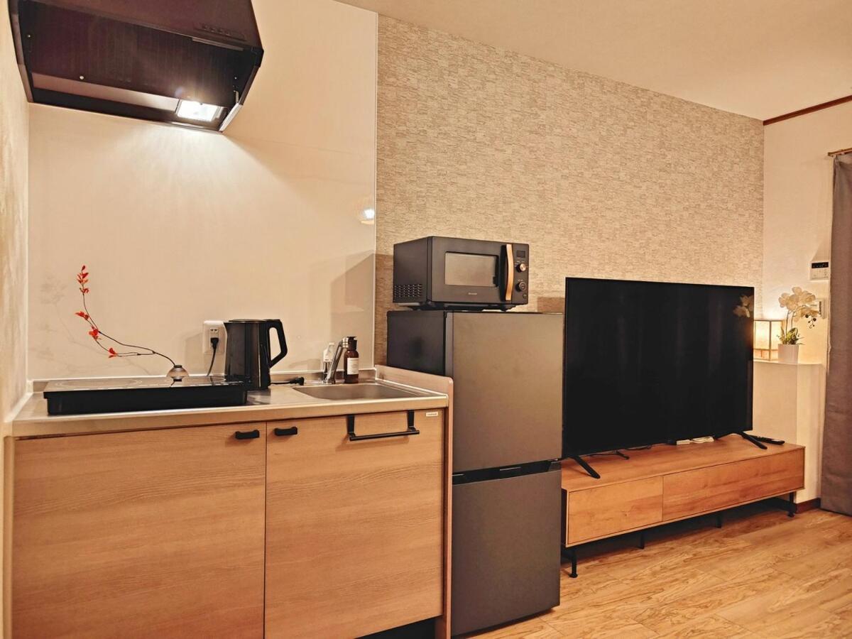 Luna Luxury 4BR Family Villa with Parking - 2 mins from Osaka-ko Station, near EXPO, USJ, Kaiyukan