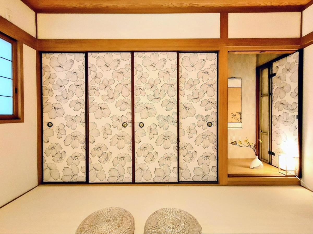 Luna Luxury 4BR Family Villa with Parking - 2 mins from Osaka-ko Station, near EXPO, USJ, Kaiyukan