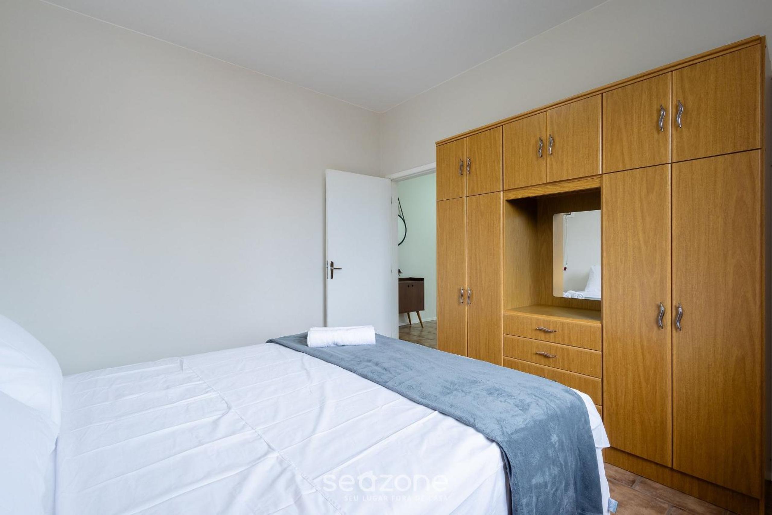 5 Bedroom House 200 m from the Beach CMM0043