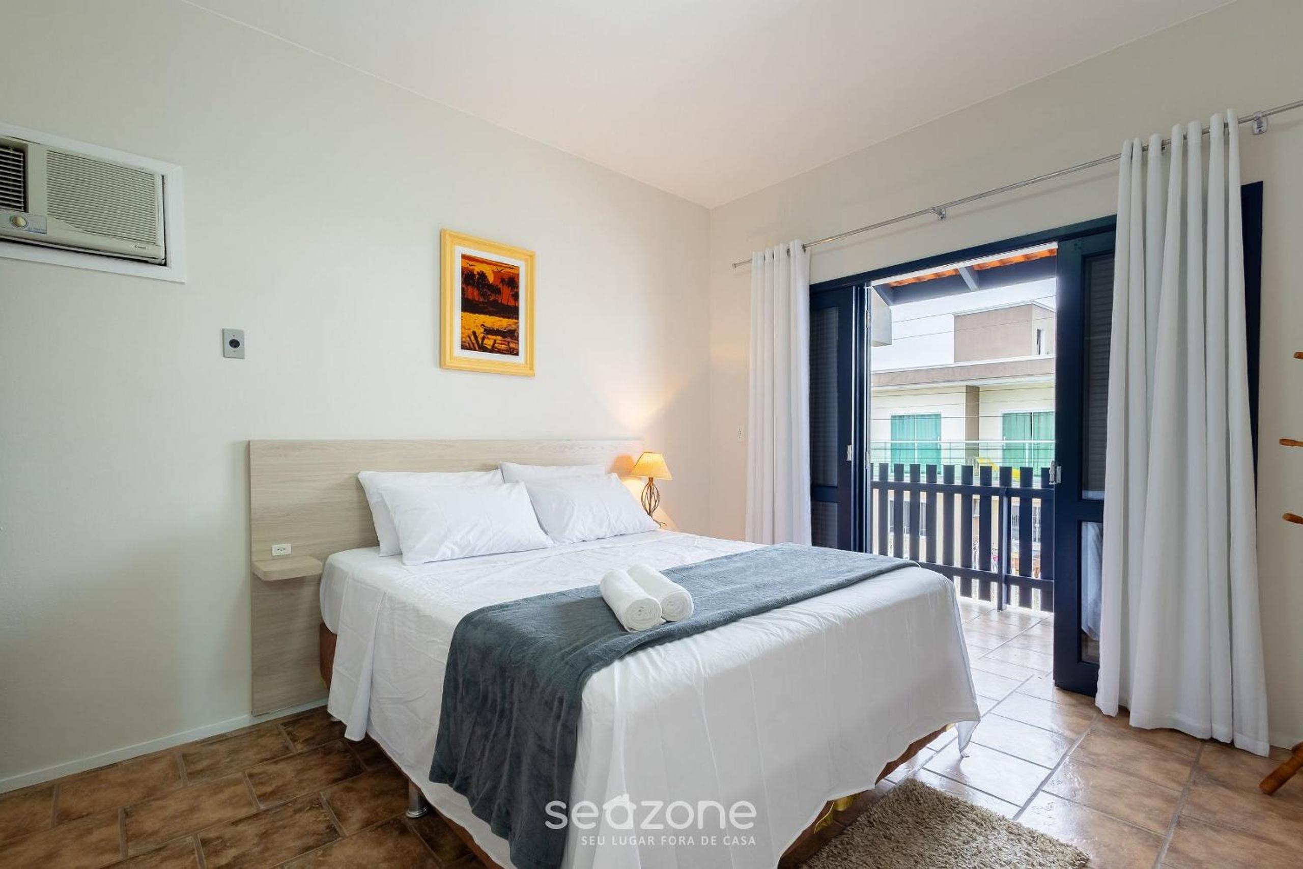 5 Bedroom House 200 m from the Beach CMM0043